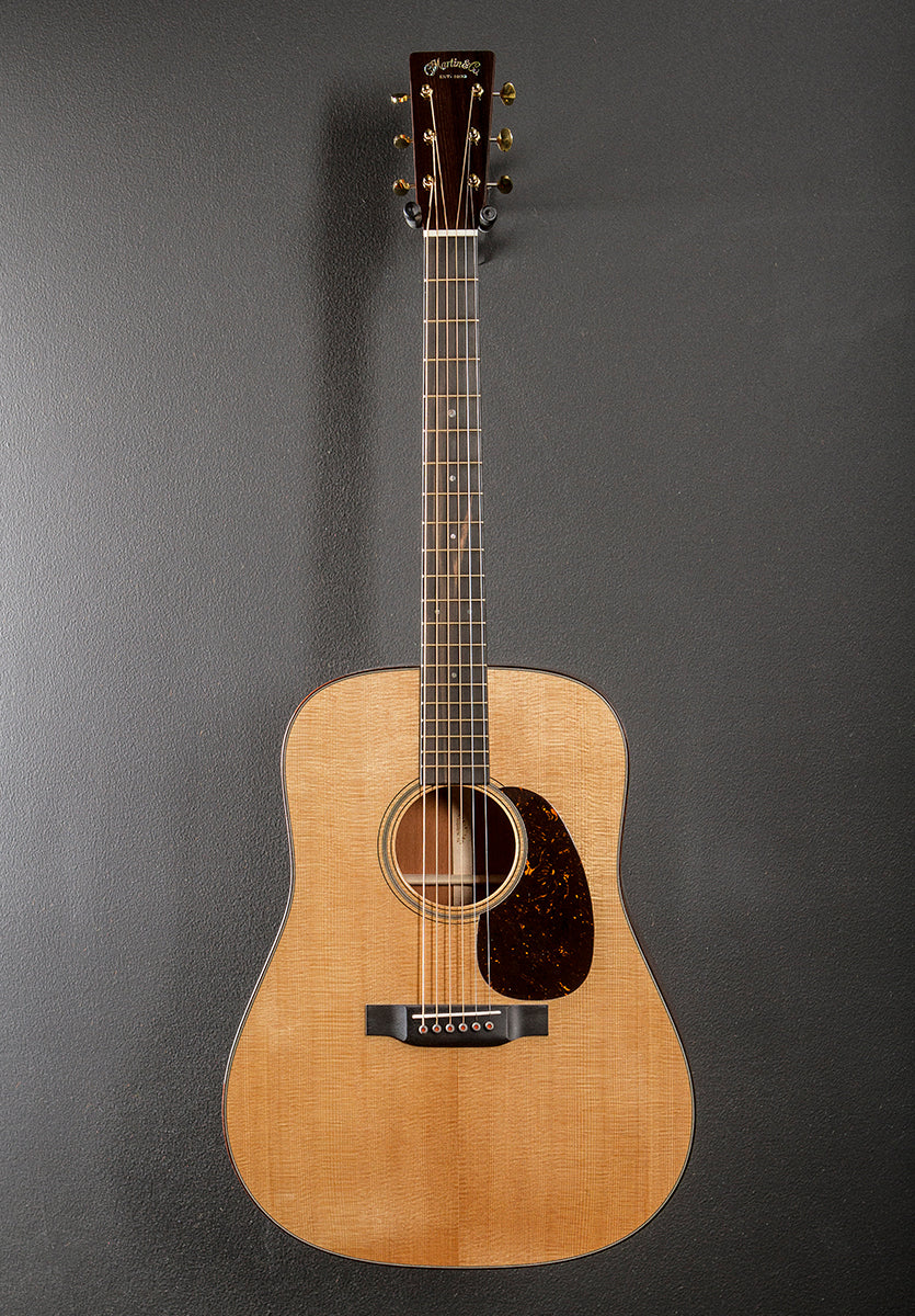 D-18 Modern Deluxe - Image 3