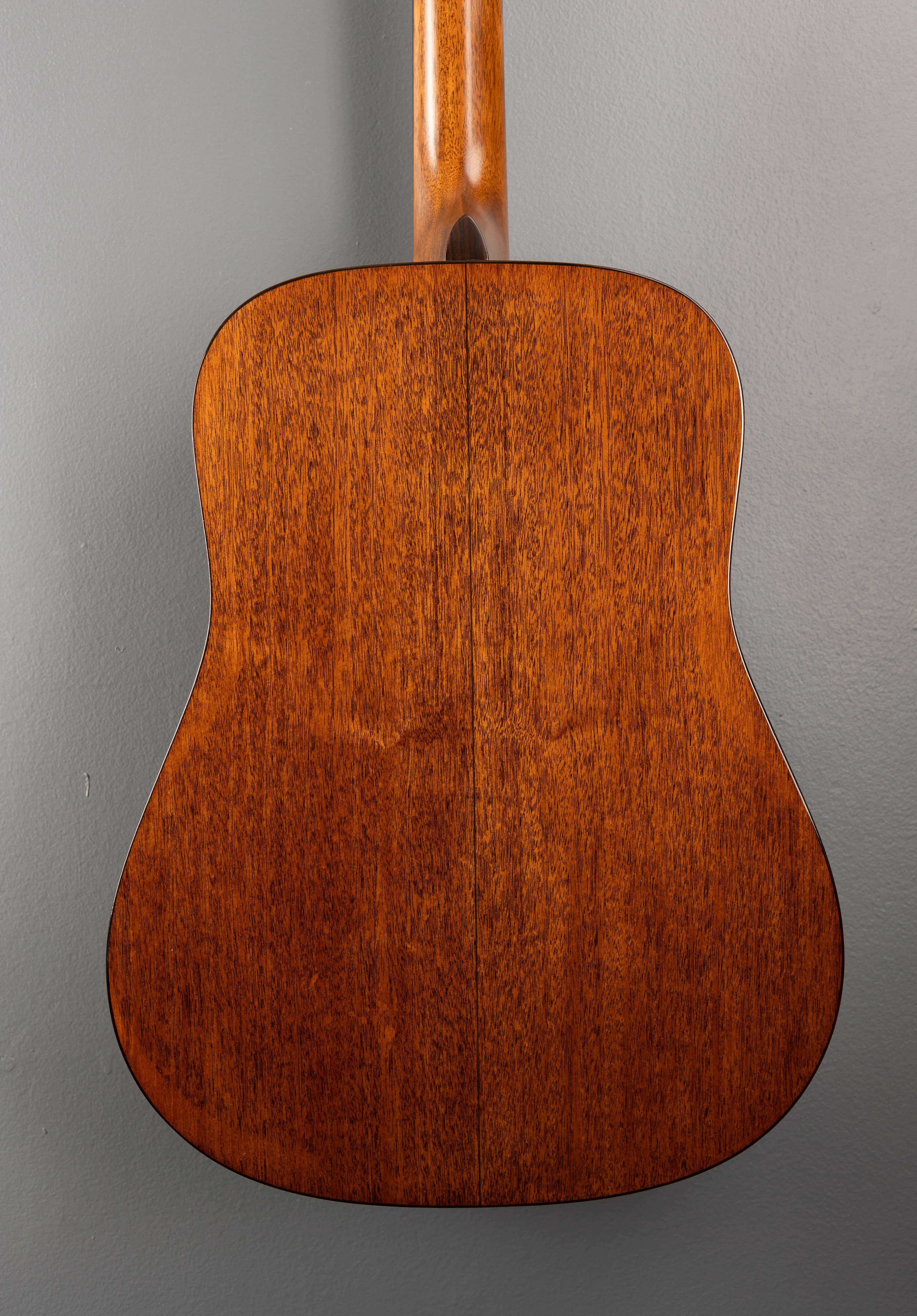 D-18 Modern Deluxe - Image 4