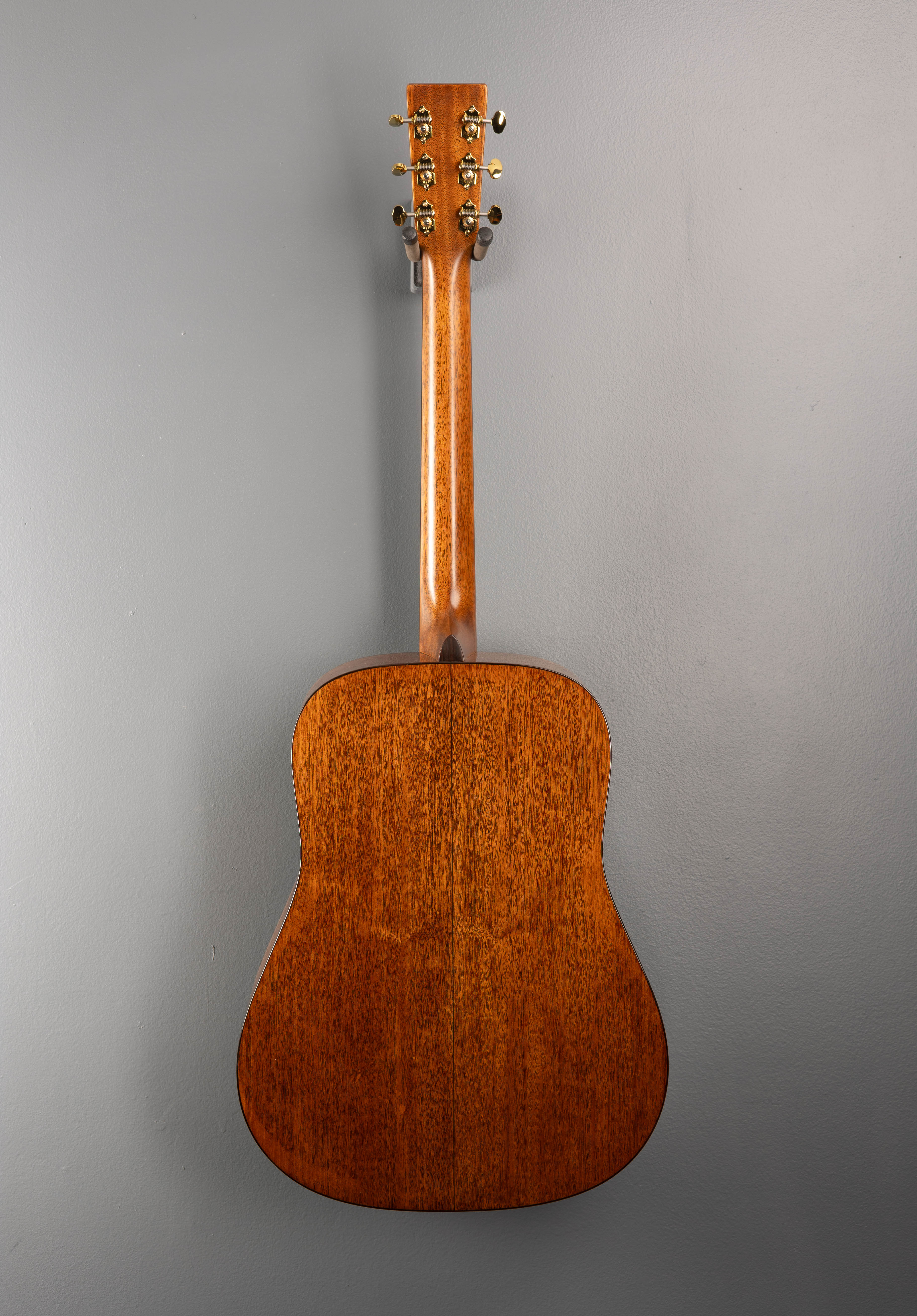 D-18 Modern Deluxe - Image 5