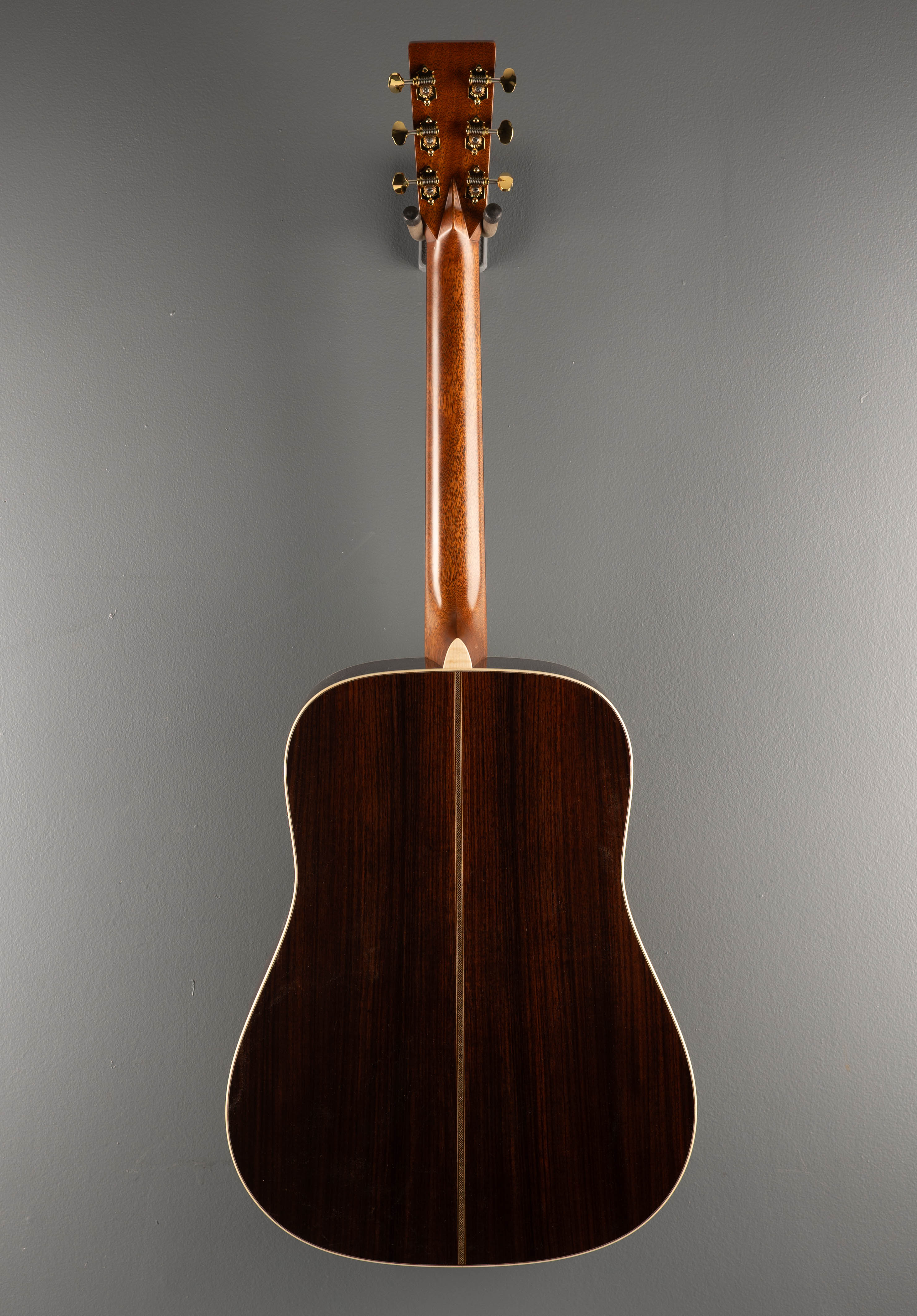 D-28 Modern Deluxe - Image 4