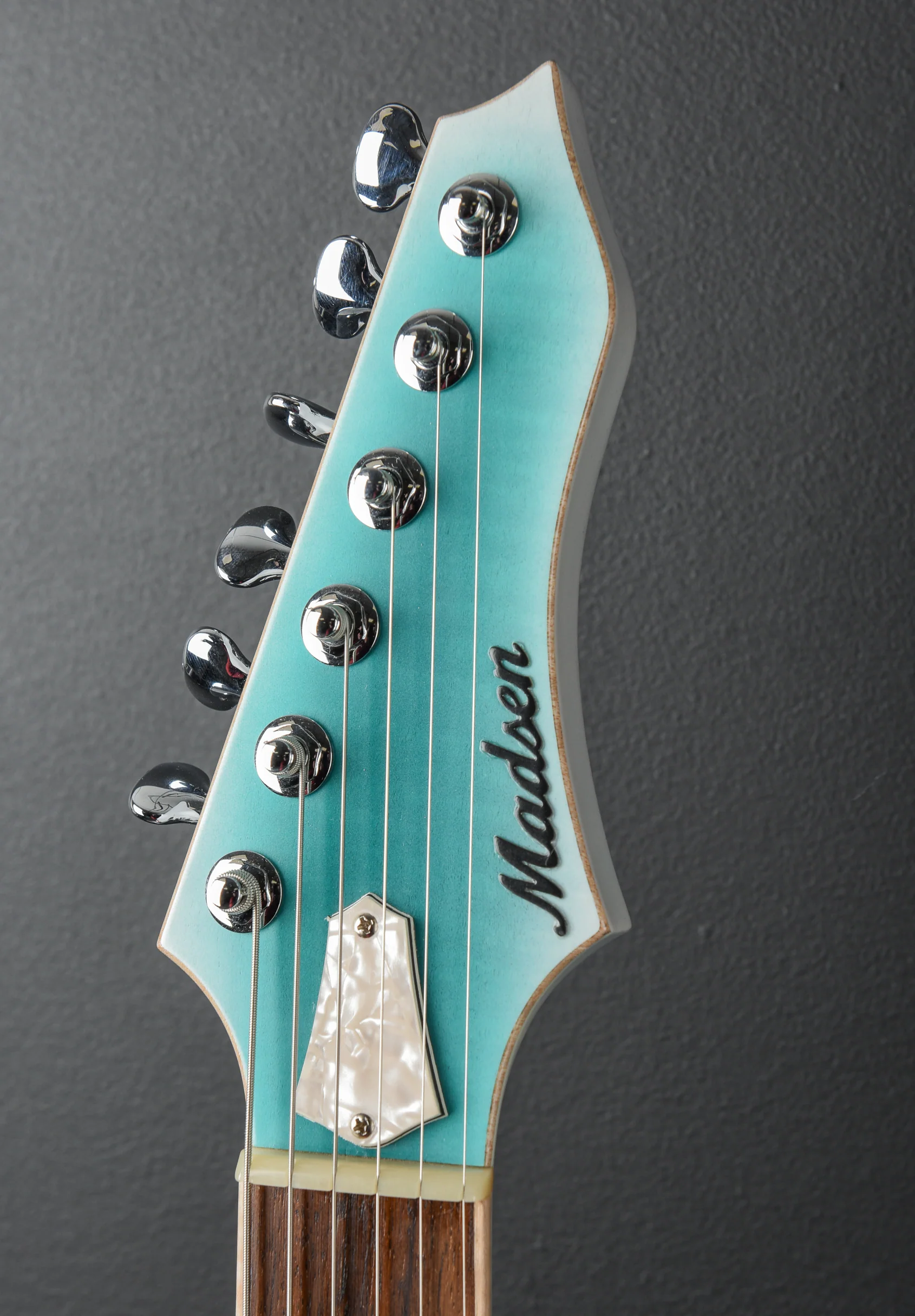 DC - White/Forest Green Burst - Image 7