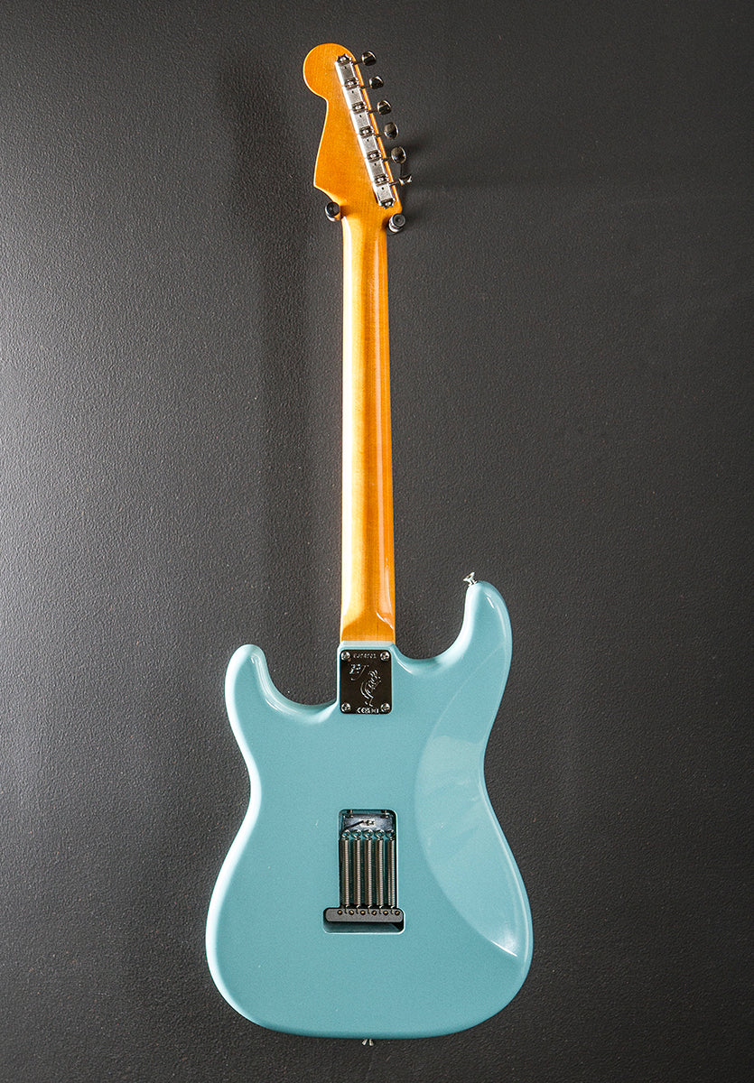 Eric Johnson Stratocaster Rosewood -  Tropical Turquoise - Image 5