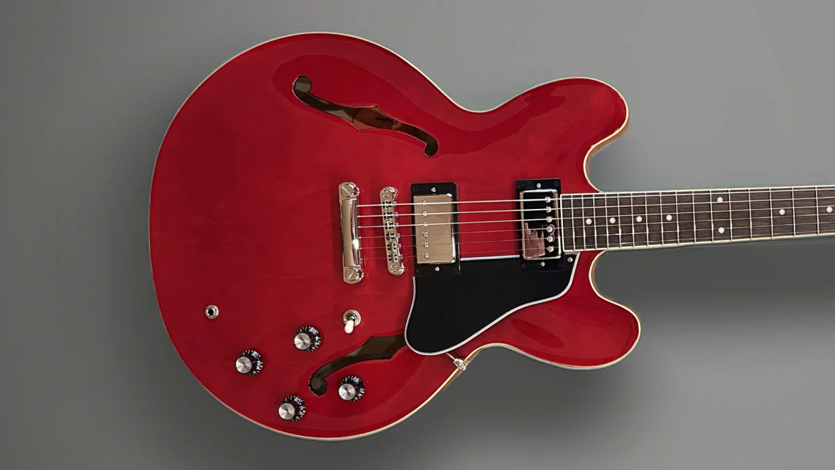 ES-335 - Cherry