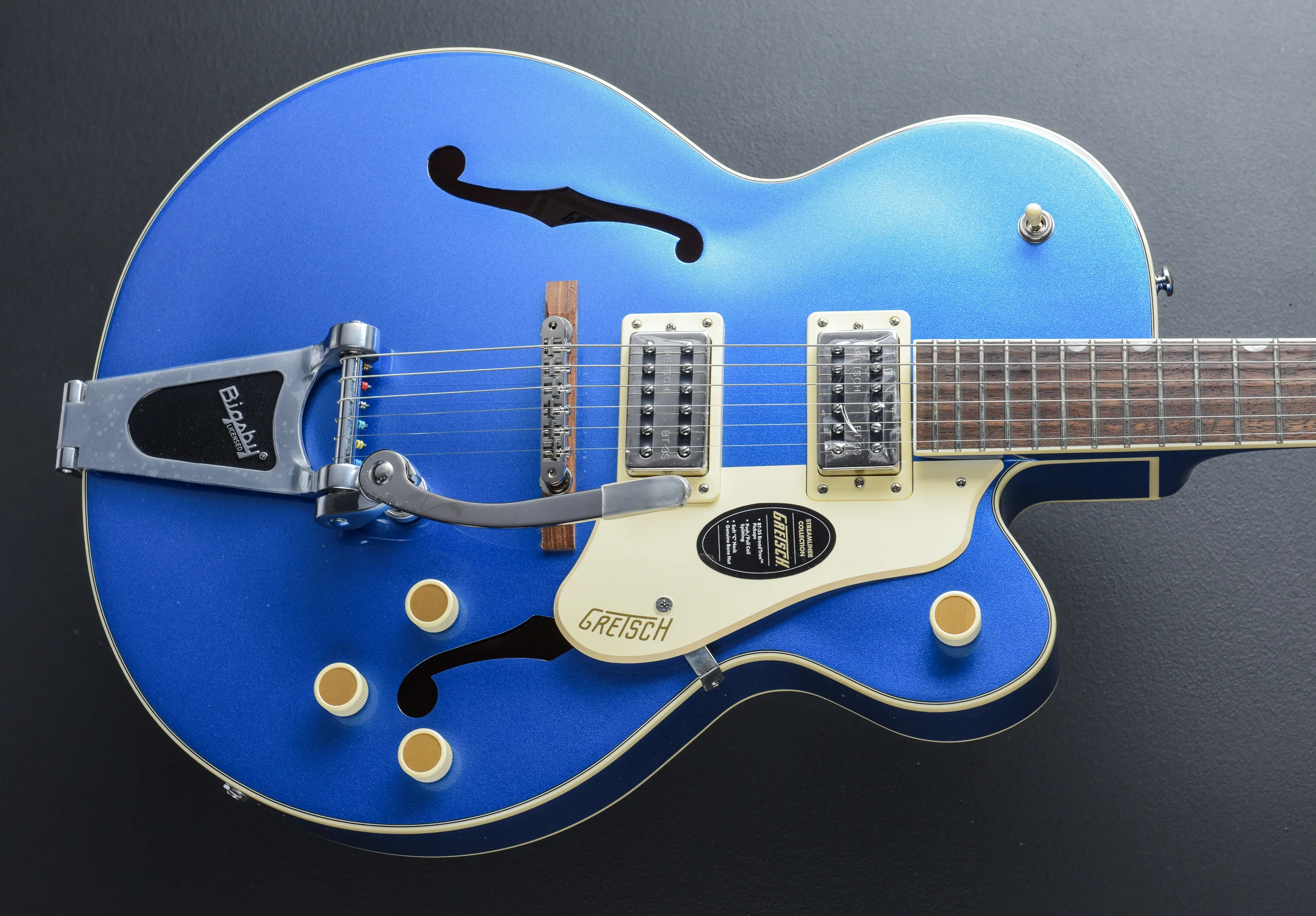 G2420T Streamliner Hollow Body with Bigsby - Fairlane Blue