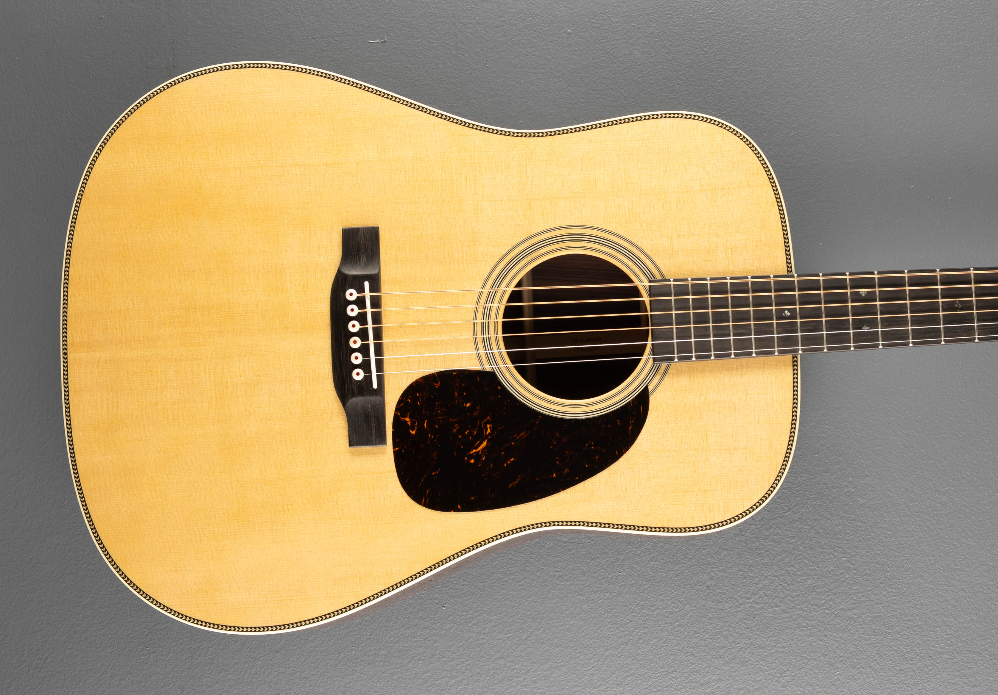 New for 2025 HD-28 - Gloss Natural