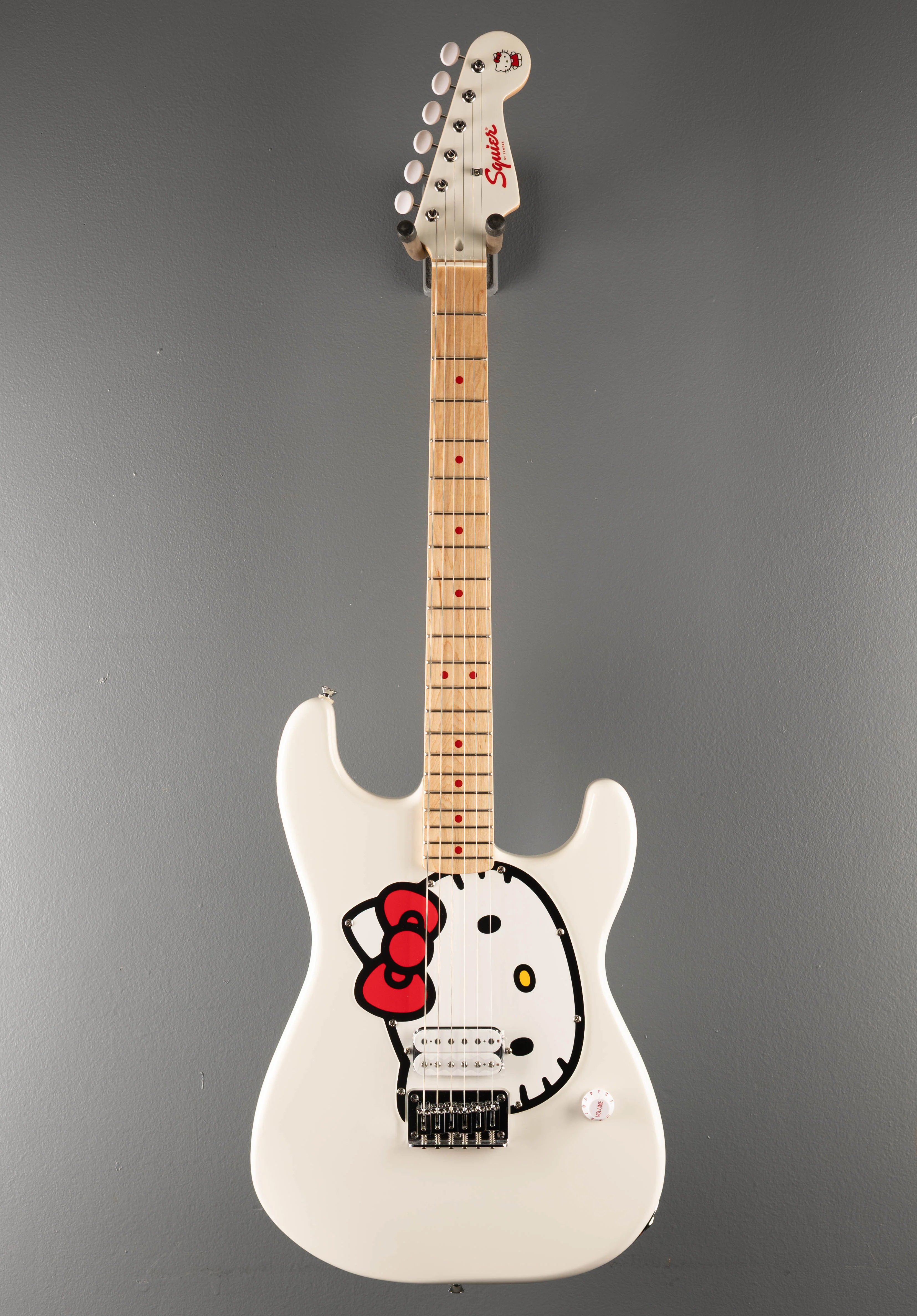 Hello Kitty Stratocaster - White - Image 3