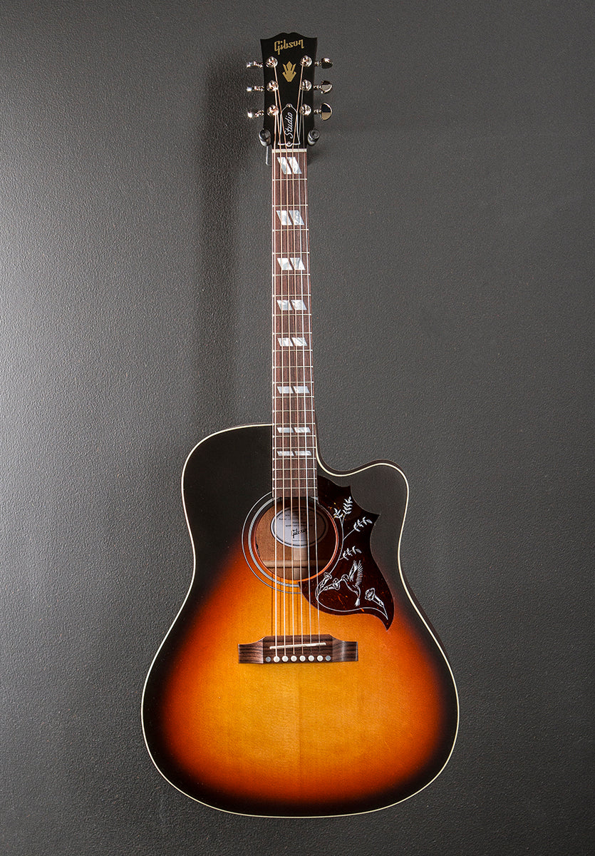 Hummingbird Studio EC - Tri-Burst Satin - Image 3