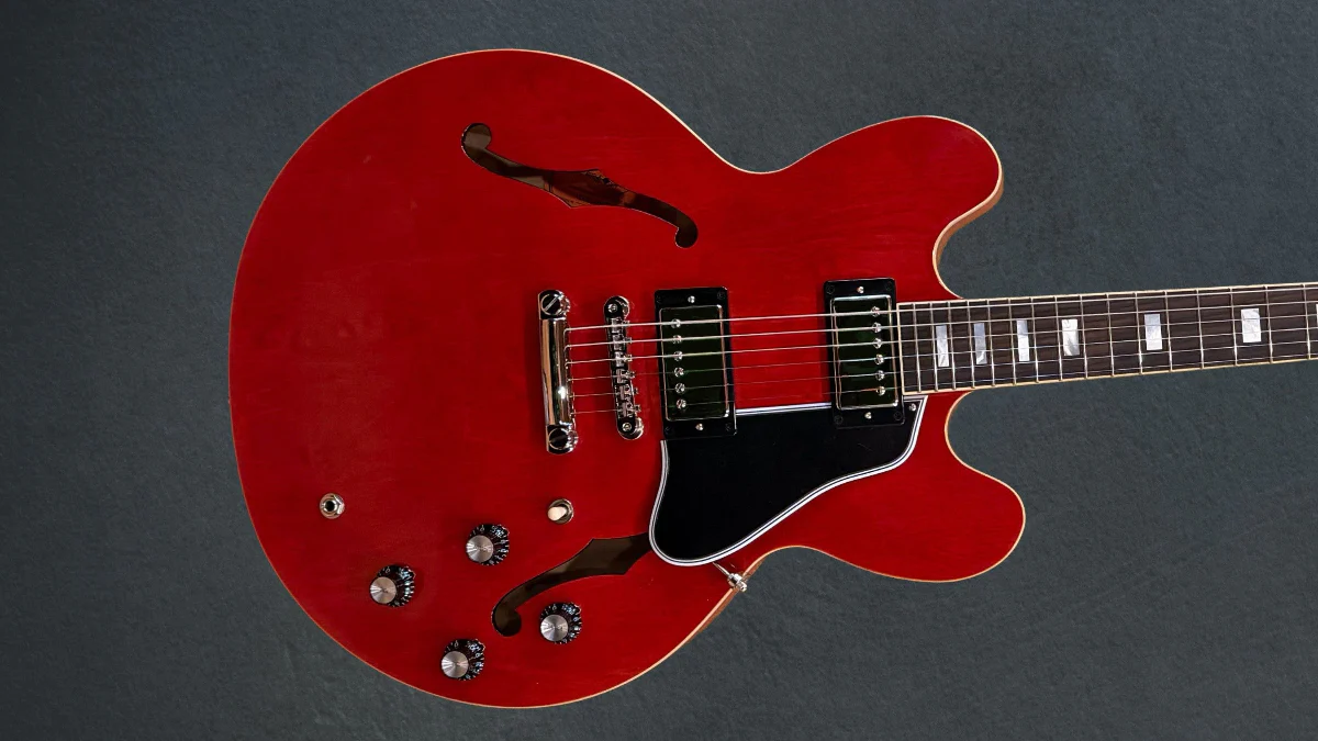 "Inspired by Gibson Custom" 1962 ES-335 Reissue - Sixties Cherry