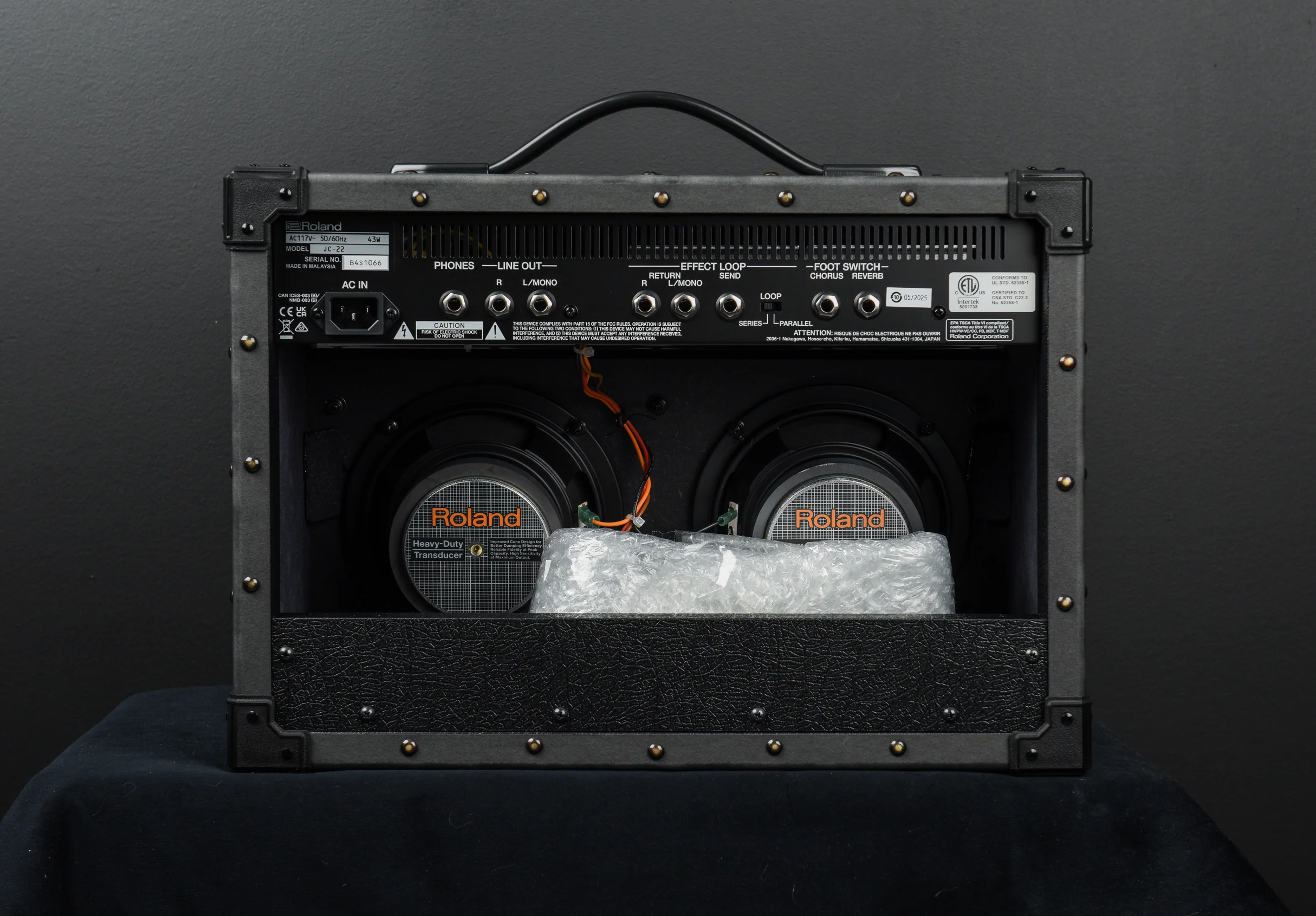 JC-22 Jazz Chorus - Image 2