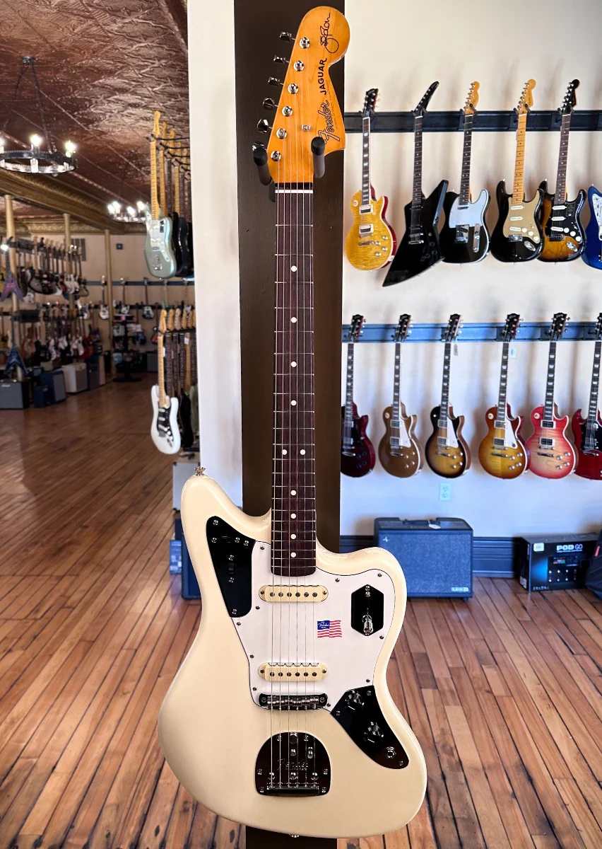 Johnny Marr Jaguar - Olympic White - Image 4