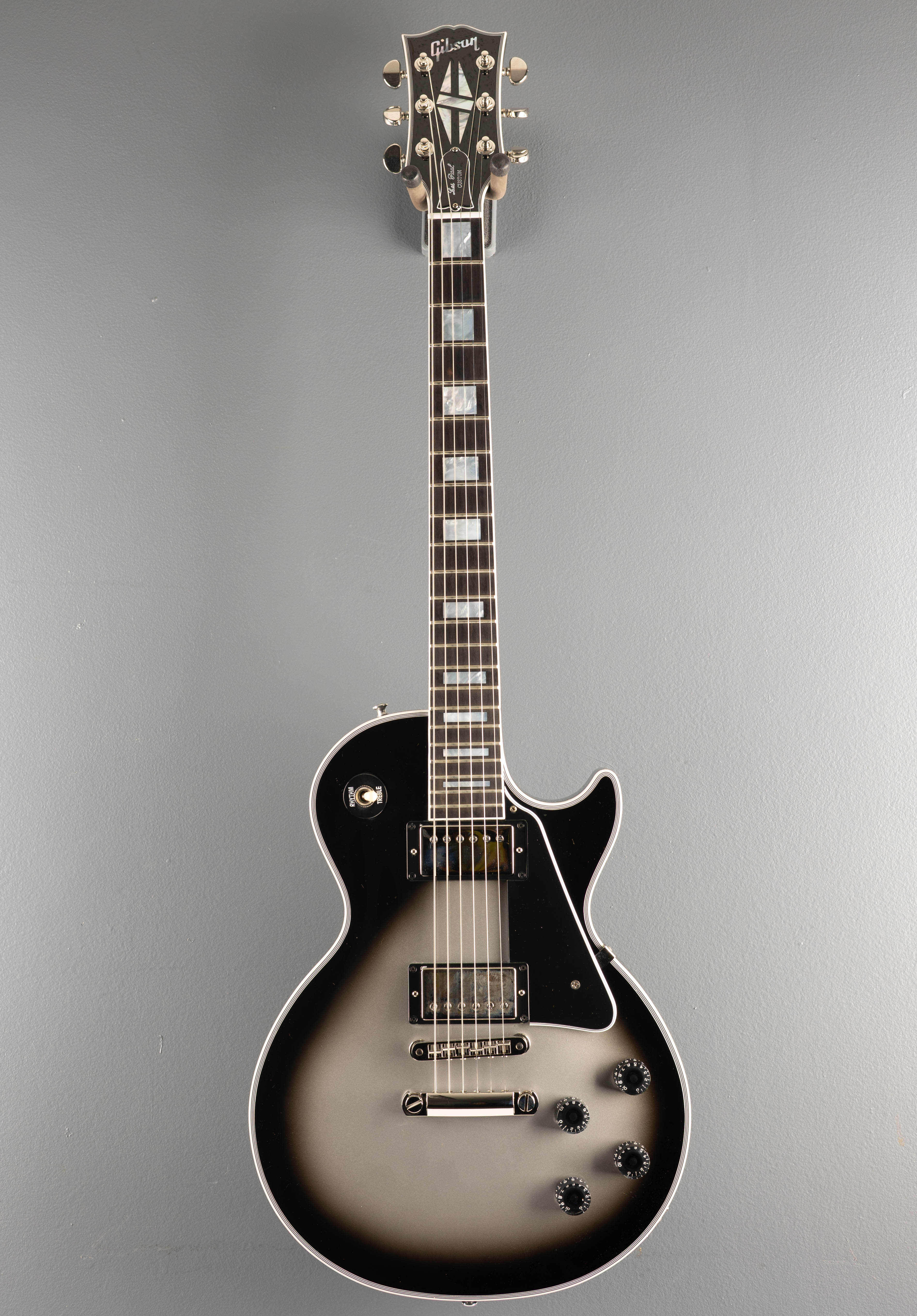 Les Paul Custom w/Ebony Fingerboard Gloss - Silverburst - Image 3