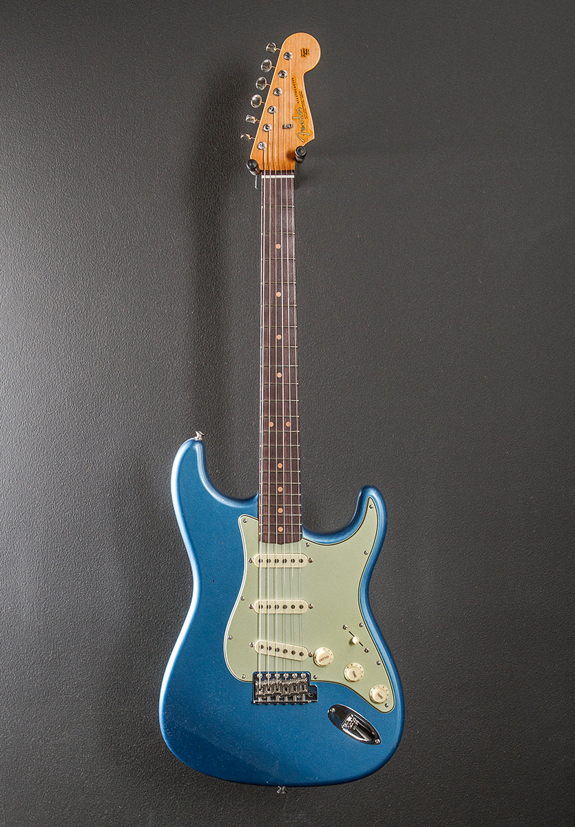 Limited Edition 1963 Journeyman Relic Strat - Image 3
