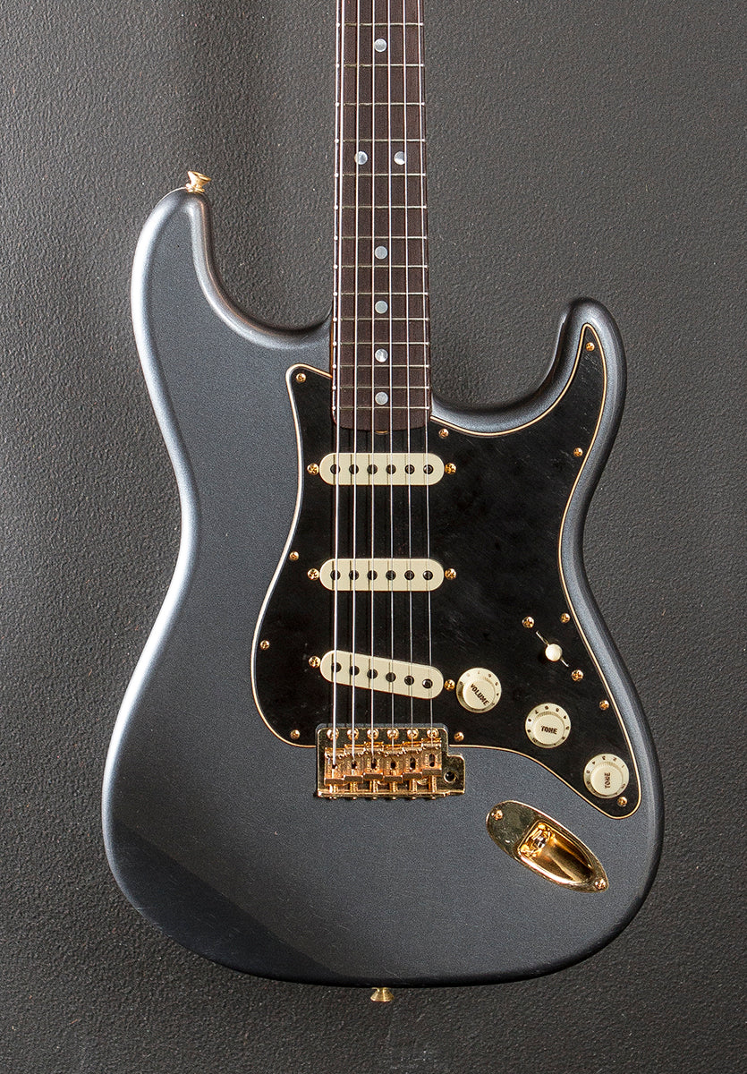 Limited Edition 1965 Dual Mag Journeyman Relic Strat - Image 2