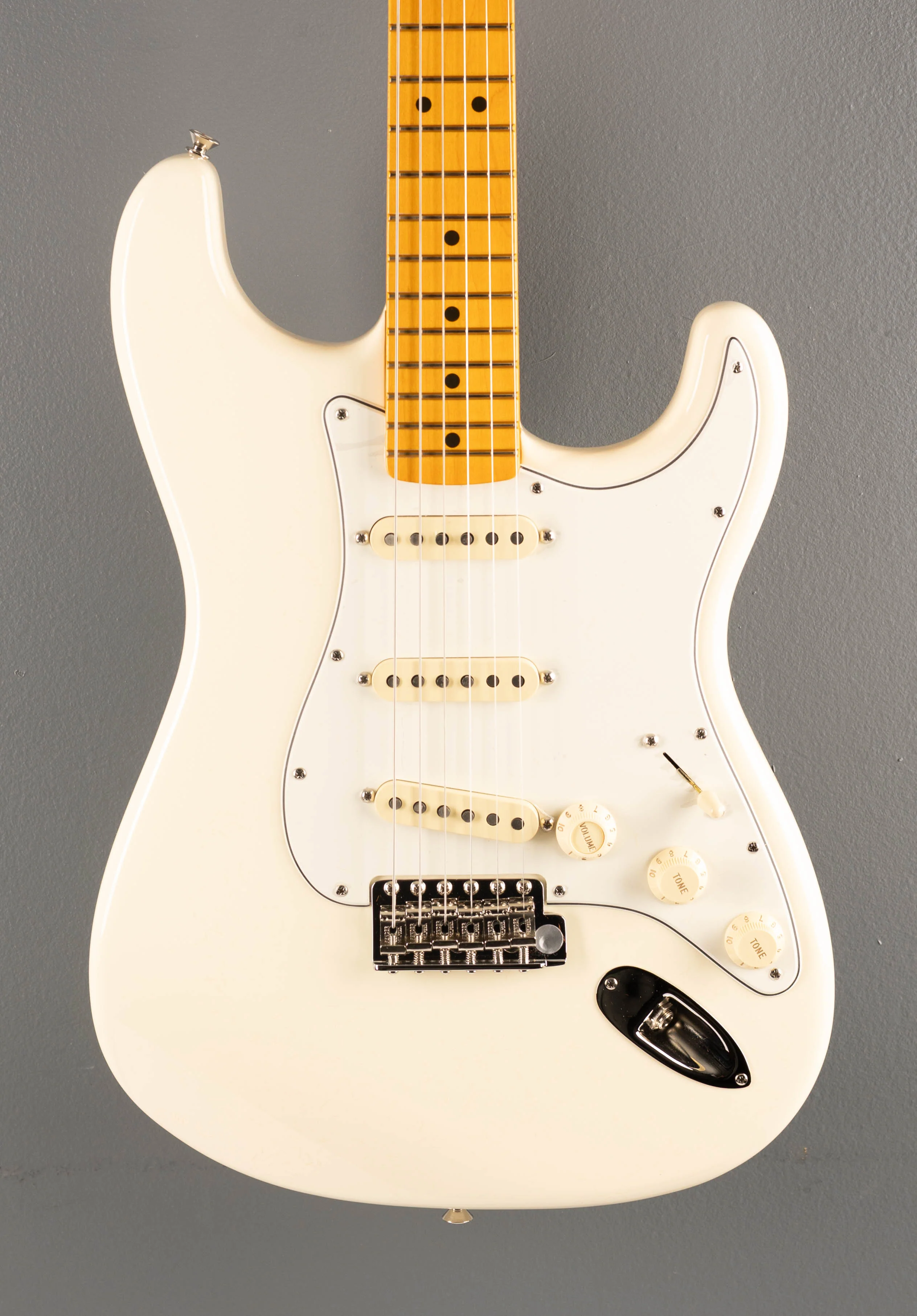 Limited Edition American Vintage II 1973 Stratocaster - Olympic White - Image 2