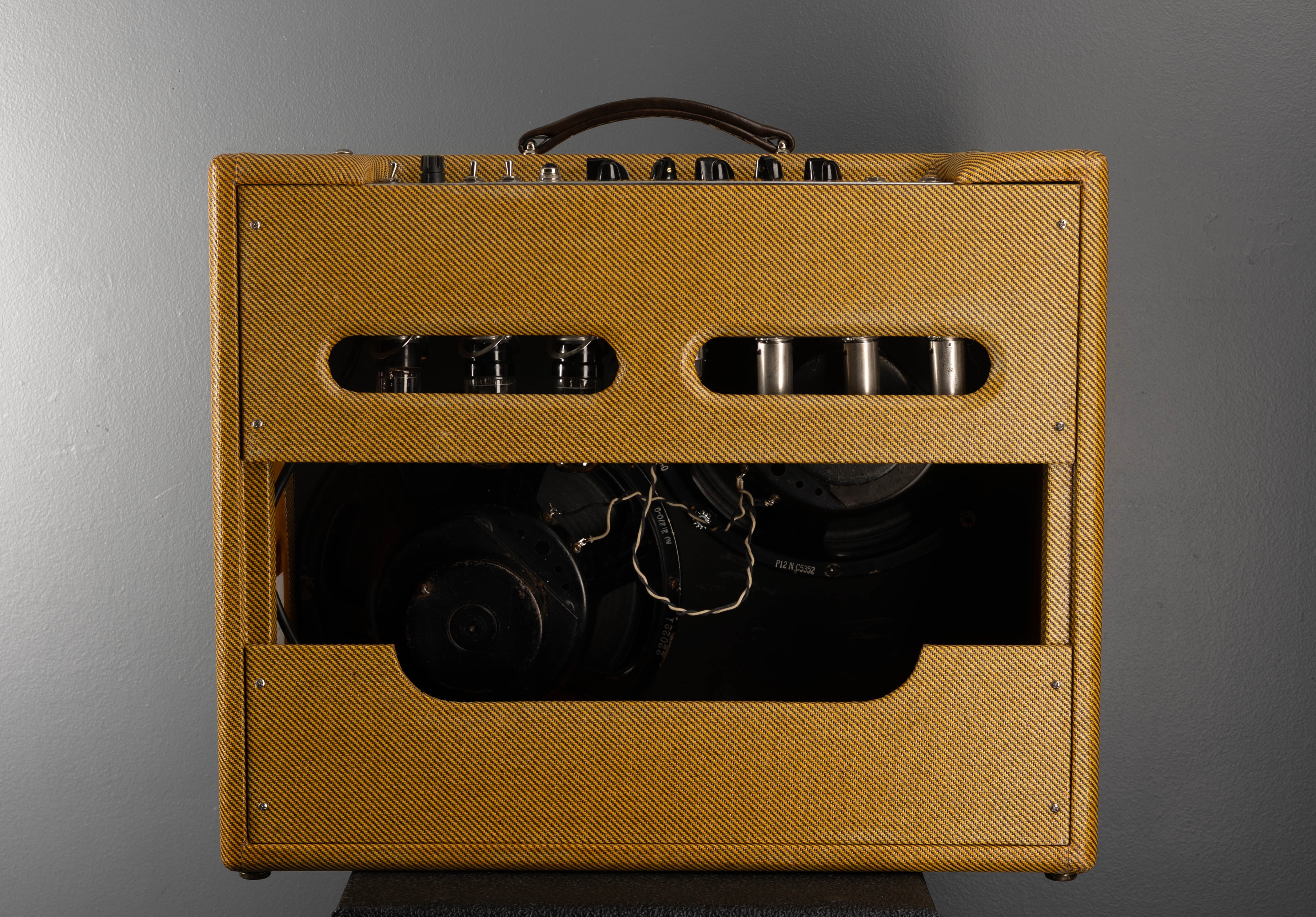 Model 50212, '00 - Image 2