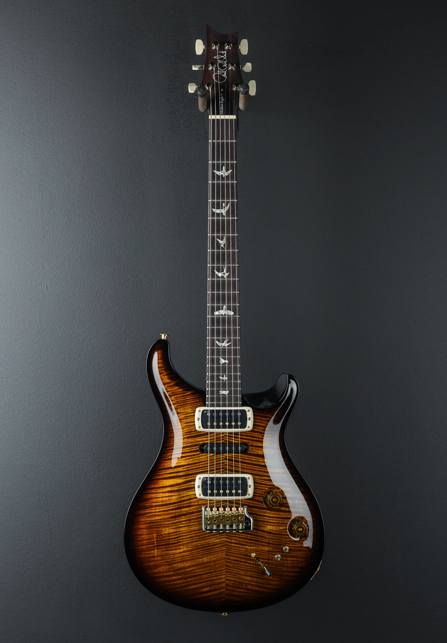 Modern Eagle V 10 Top - Black Gold Wraparound Burst - Image 3