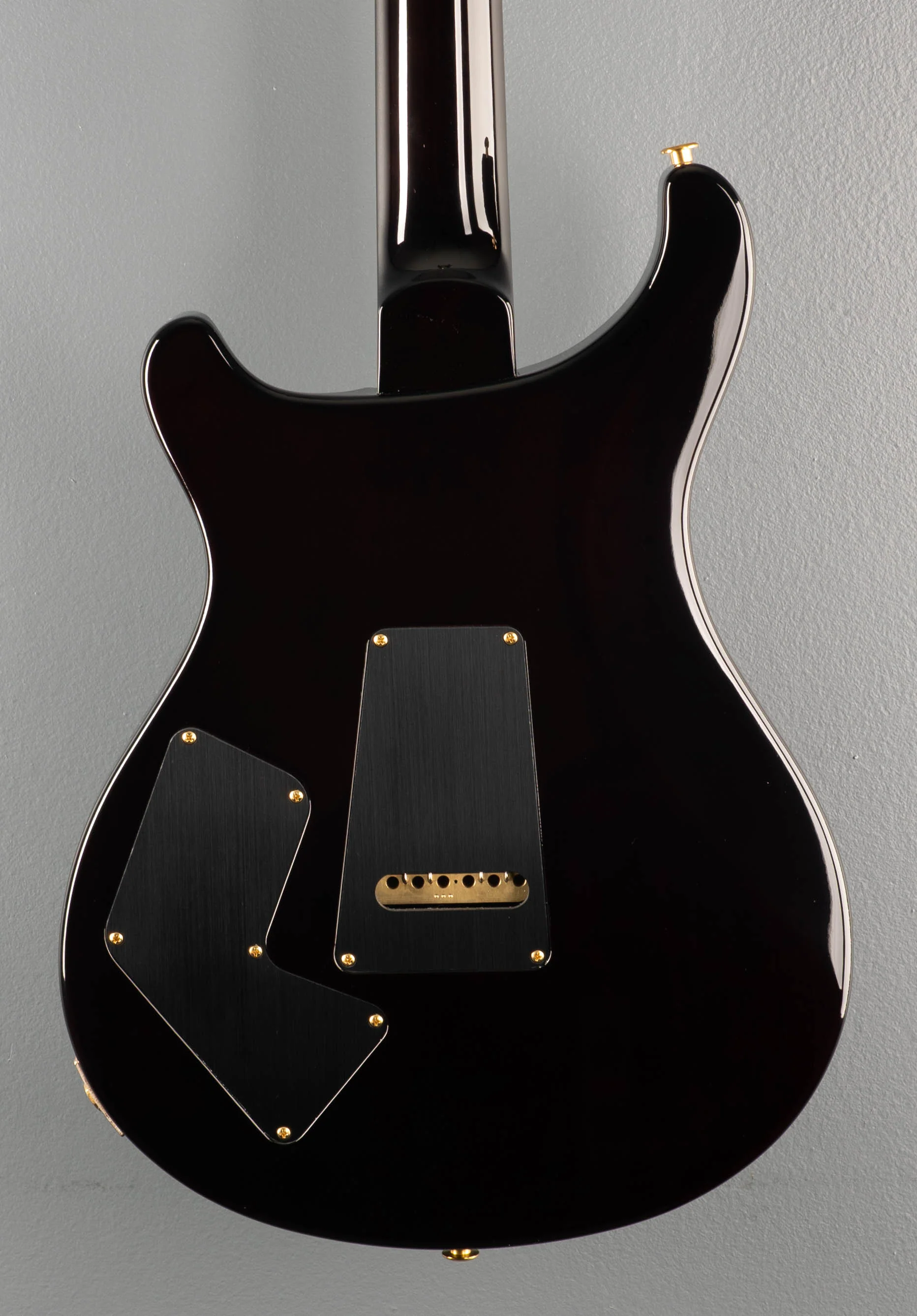 Modern Eagle V 10 Top - Black Gold Wraparound Burst - Image 4