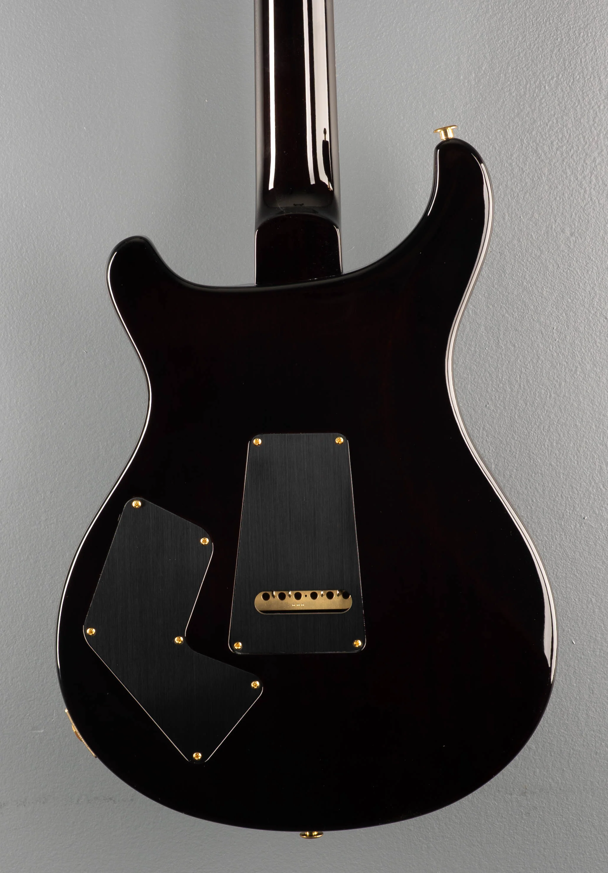 Modern Eagle V 10 Top - Black Gold Wraparound Burst - Image 4