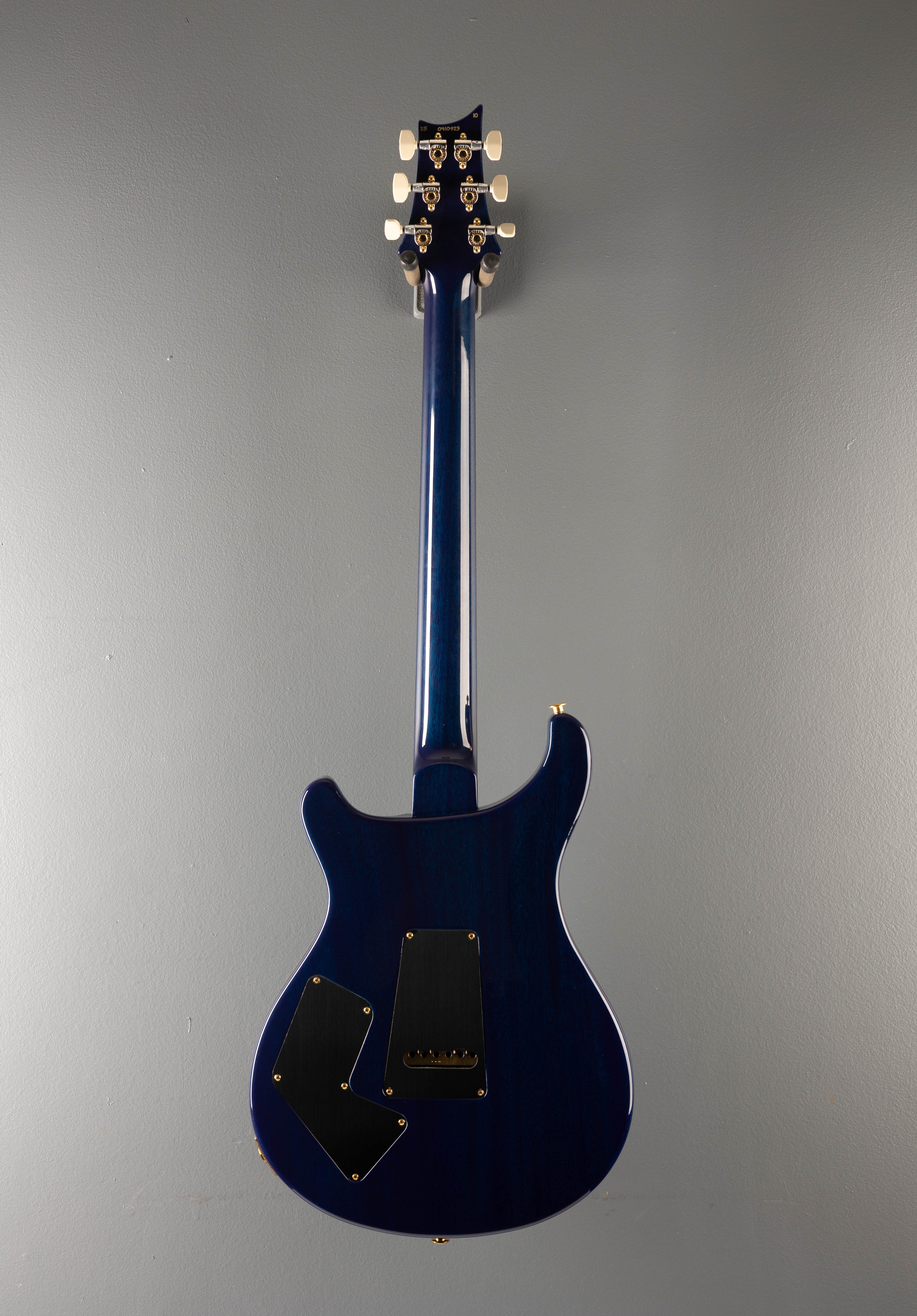 Modern Eagle V 10 Top - Carroll Blue Blue Burst w/ Blue Back - Image 4