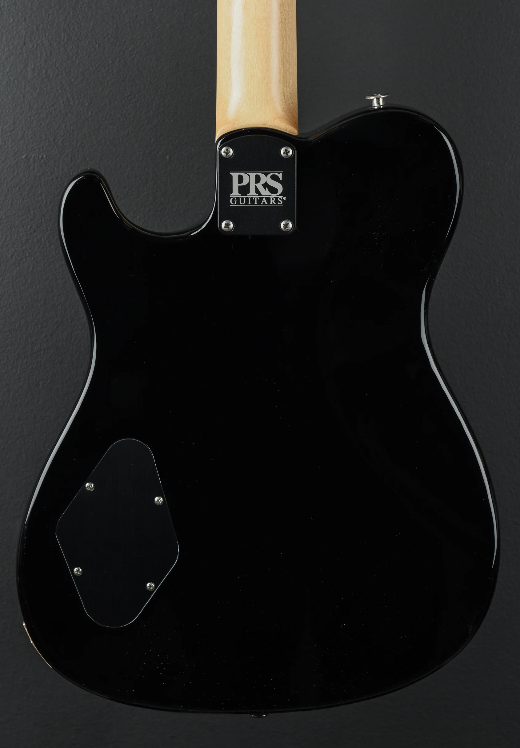 NF53 - Black - Image 4