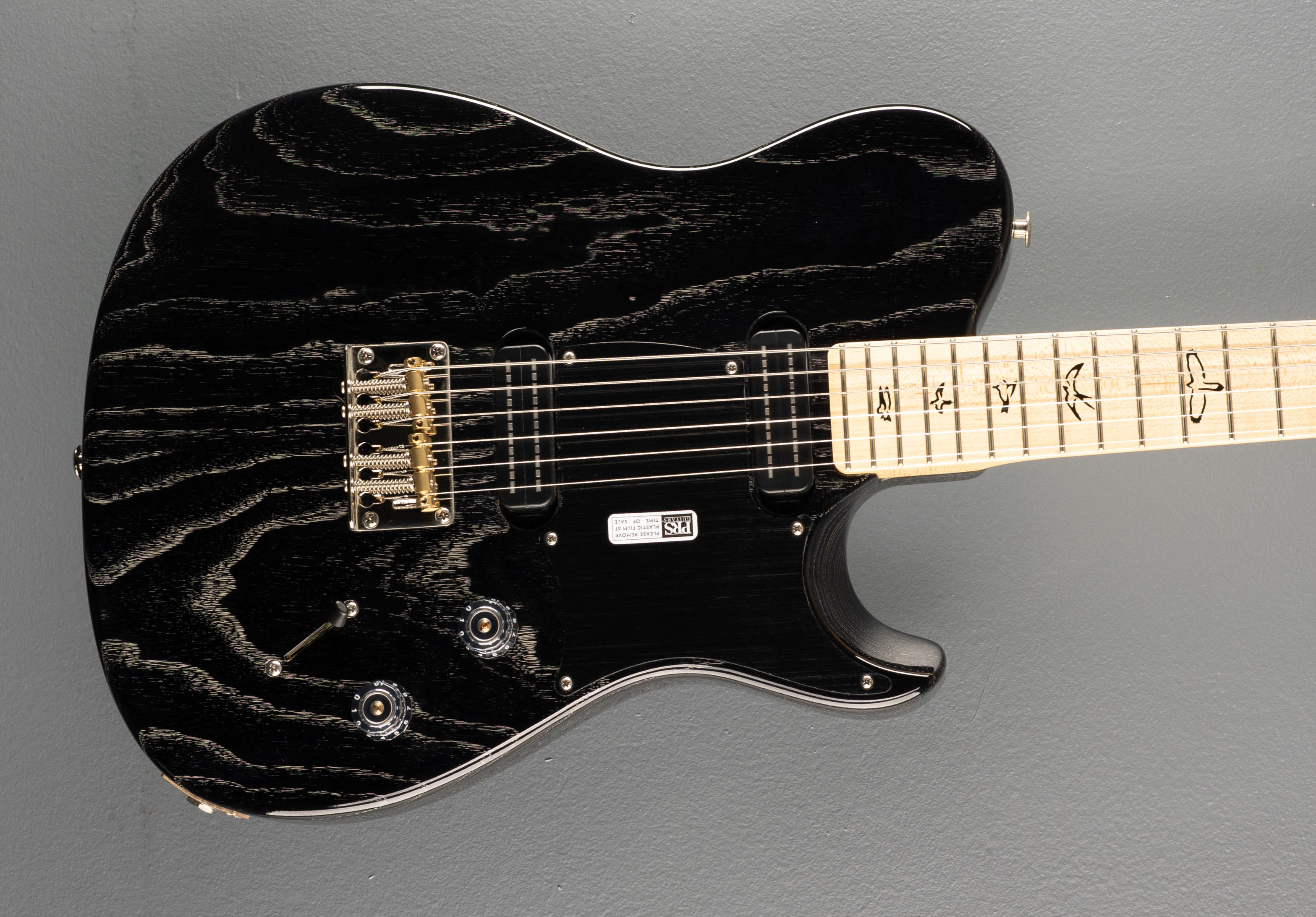 NF53 - Black Doghair