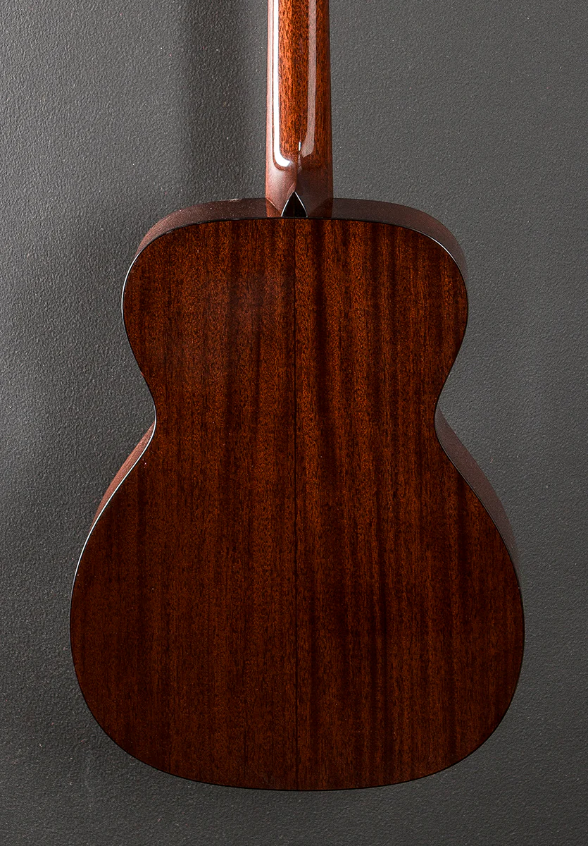 OM1 Traditional w/Adirondack Spruce - Sunburst - Image 4