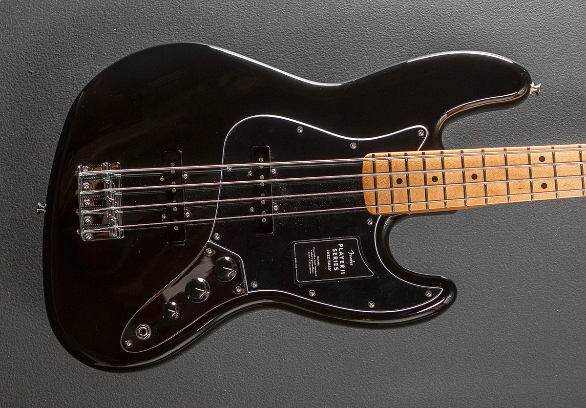 Player II Jazz Bass - Black w/Maple