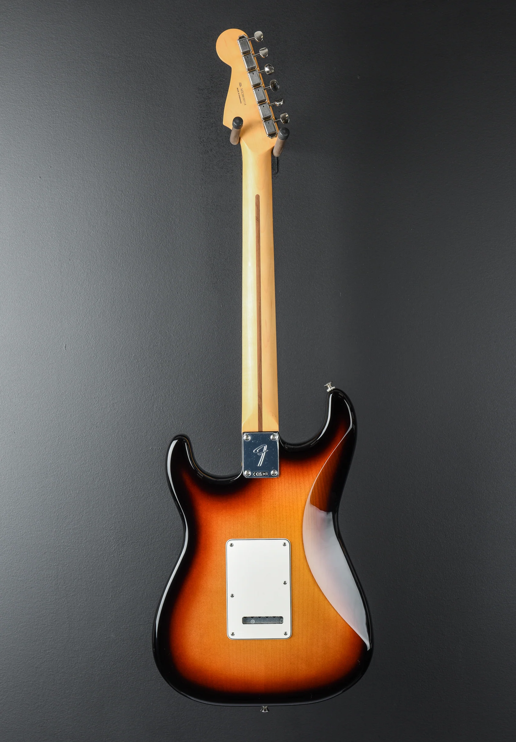 Player II Stratocaster - 3-Color Sunburst W/Rosewood - Image 5