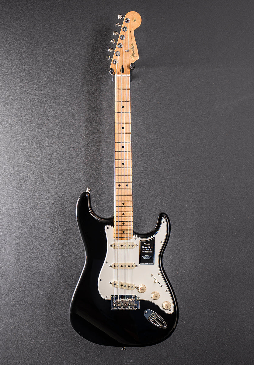Player II Stratocaster - Black w/Maple - Image 3