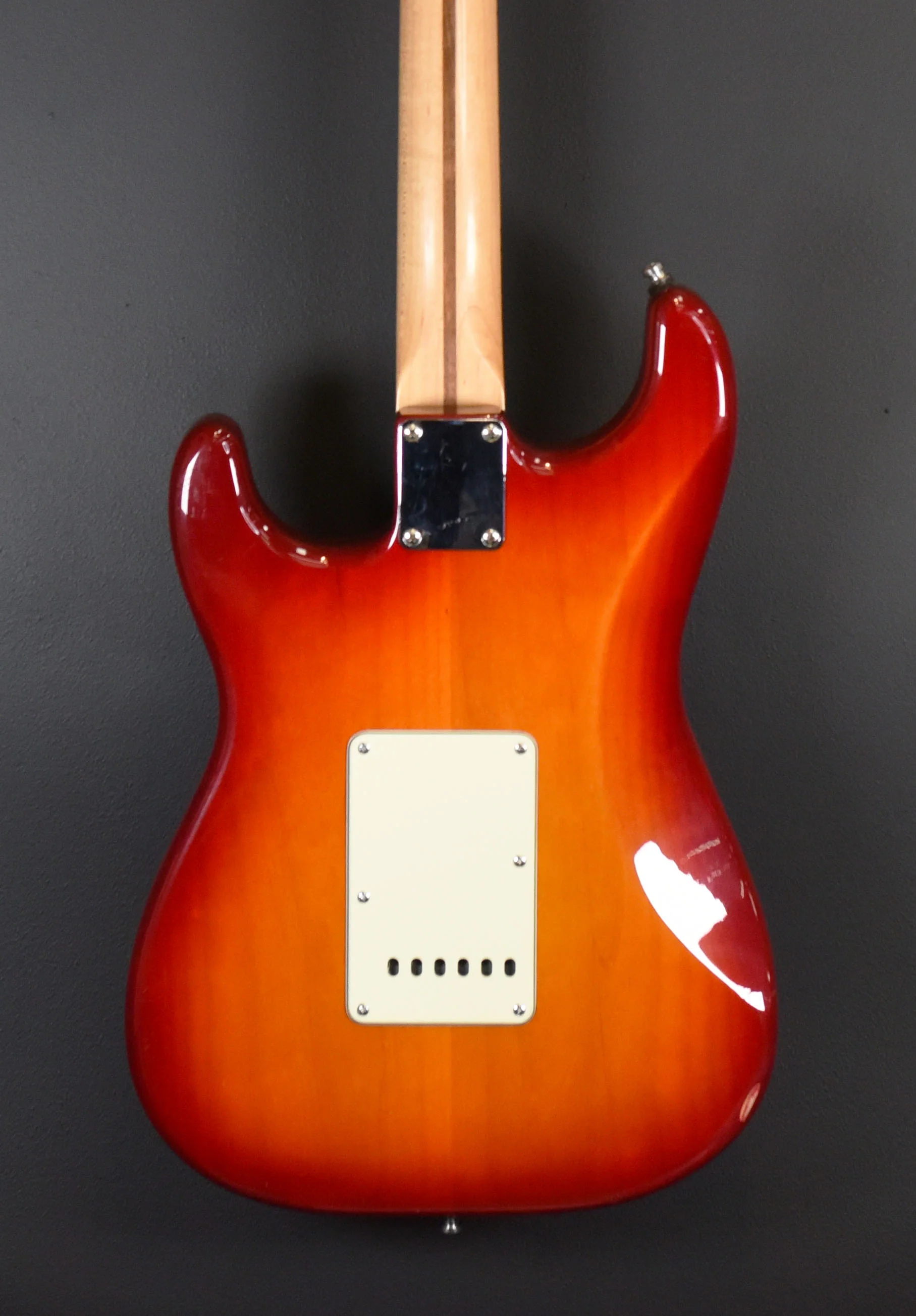 Used Standard Plus Top Strat '13 - Image 4