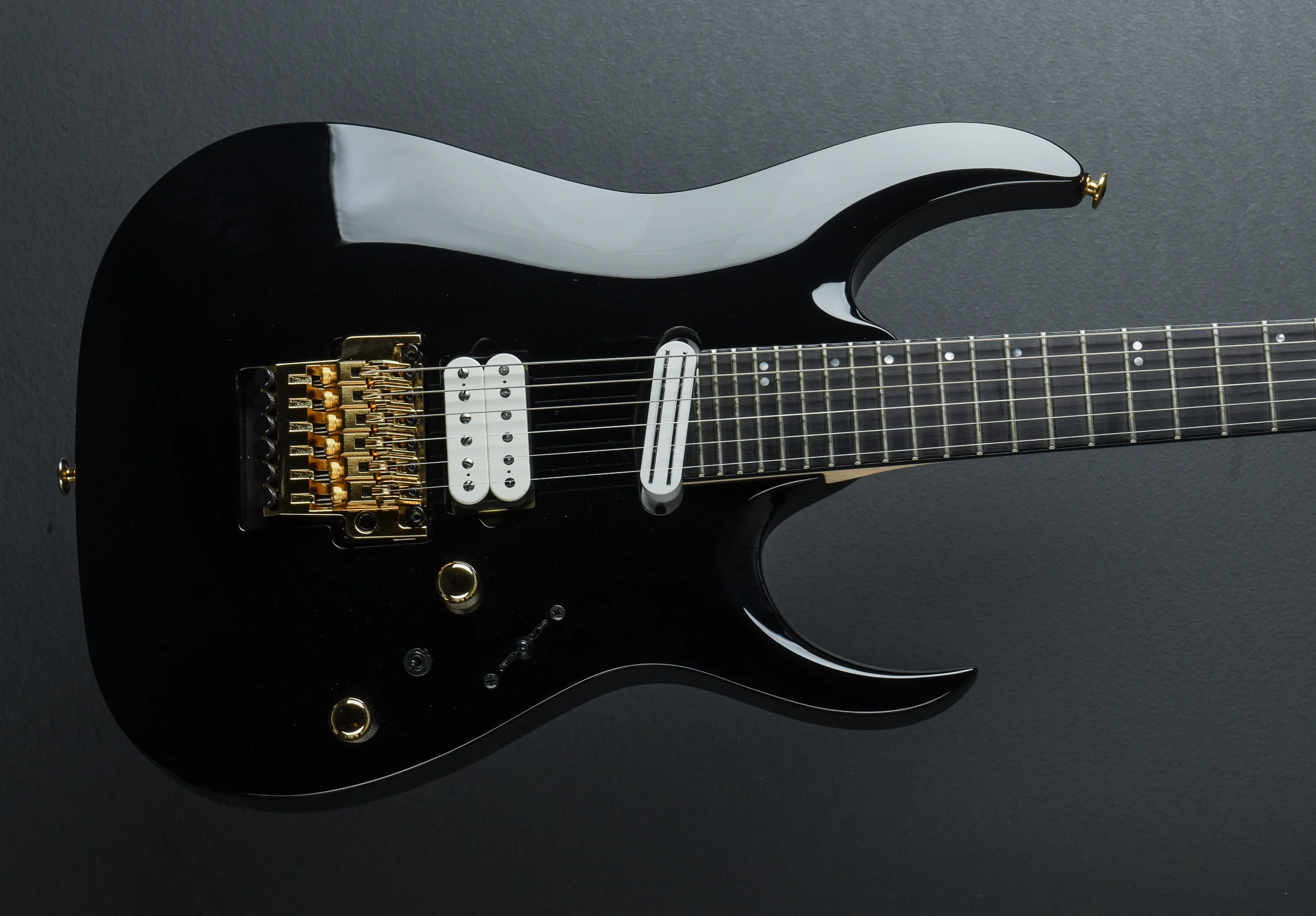 Prestige RGA622XH - Black
