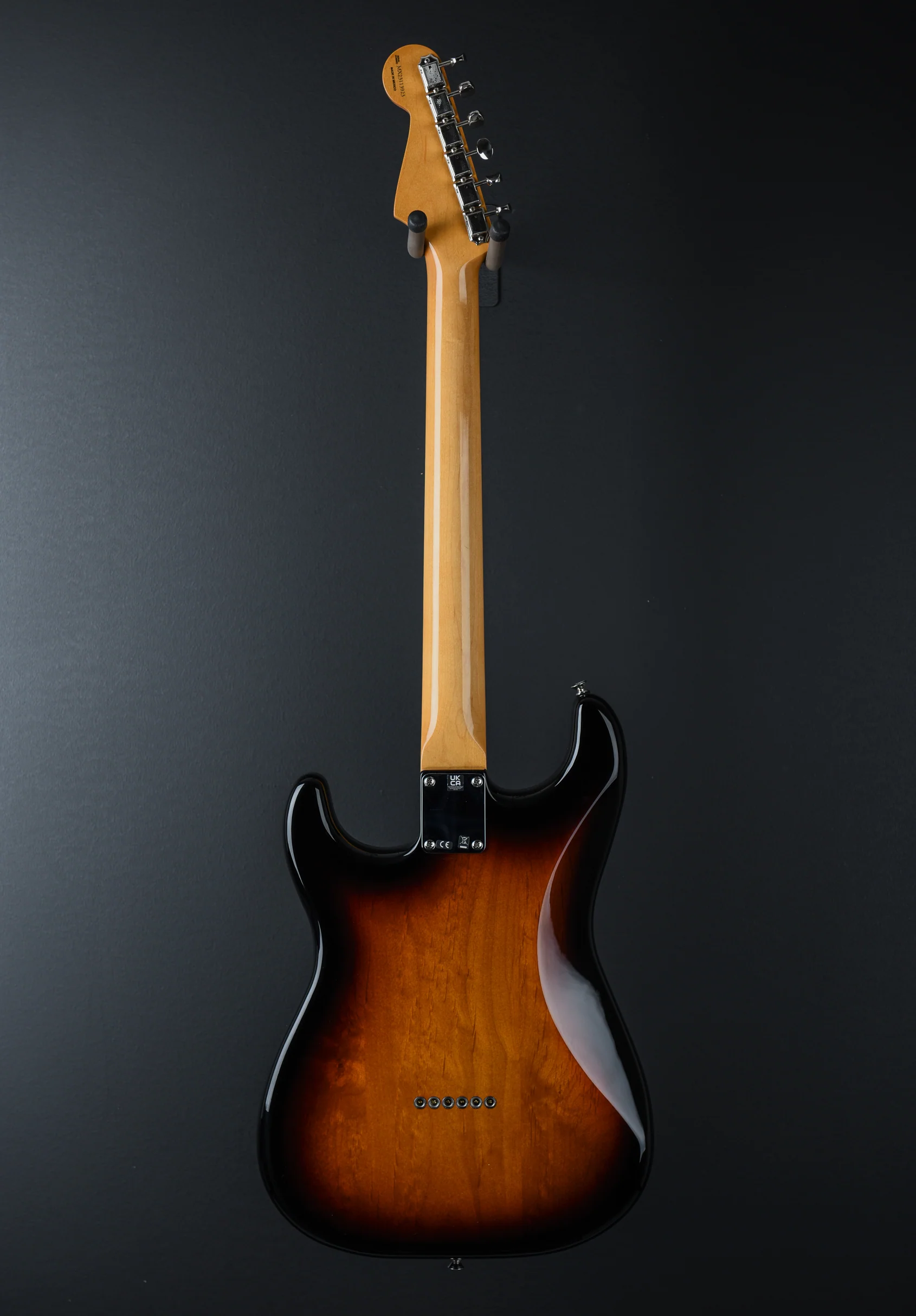 Robert Cray Stratocaster - 3 Color Sunburst - Image 4