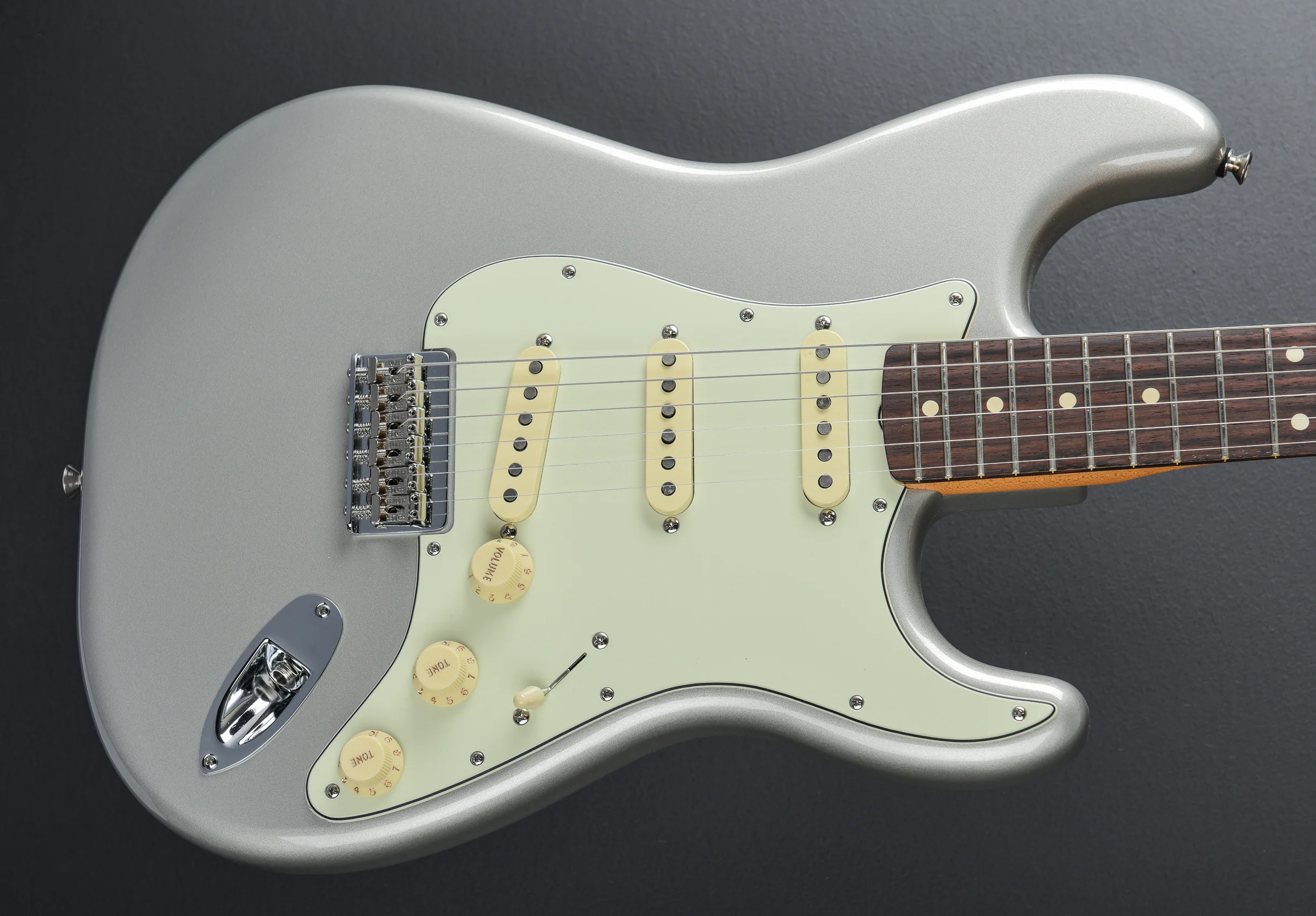 Robert Cray Stratocaster - Inca Silver