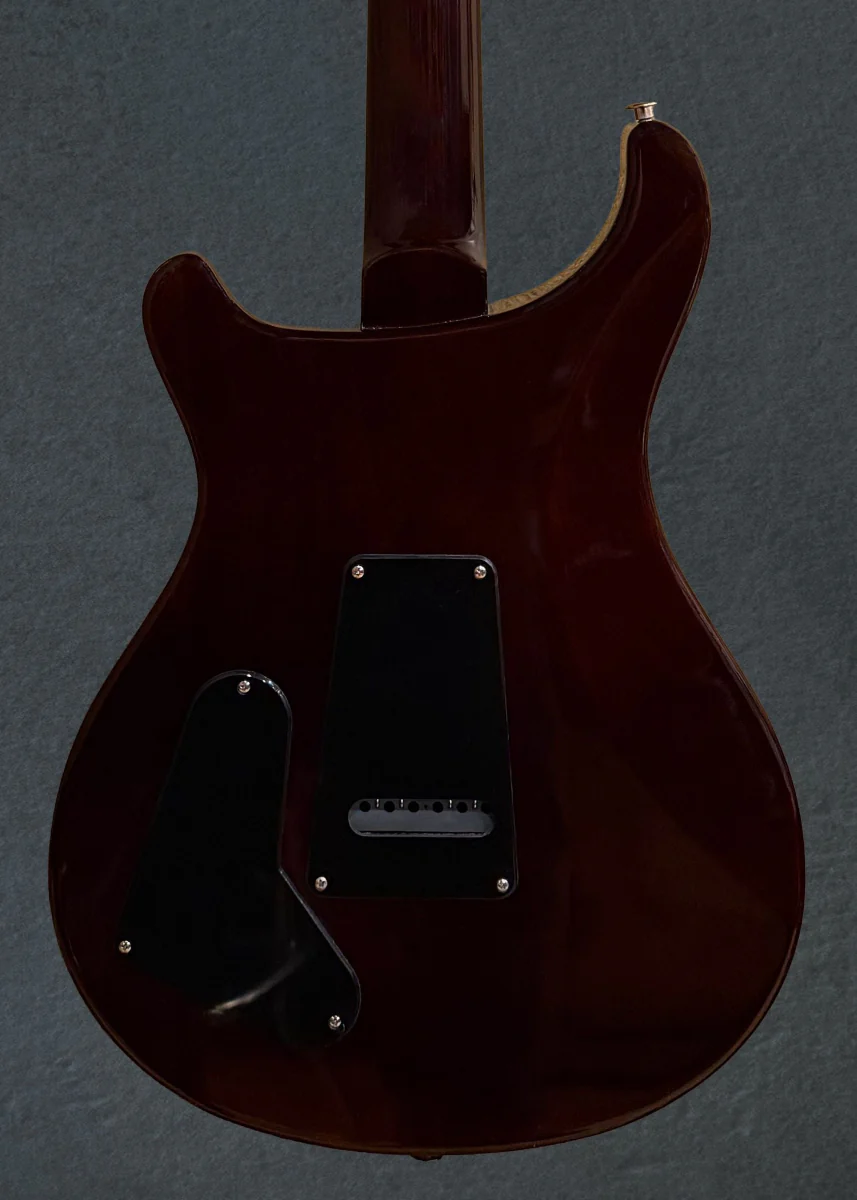 S2 Studio - Black Amber - Image 4