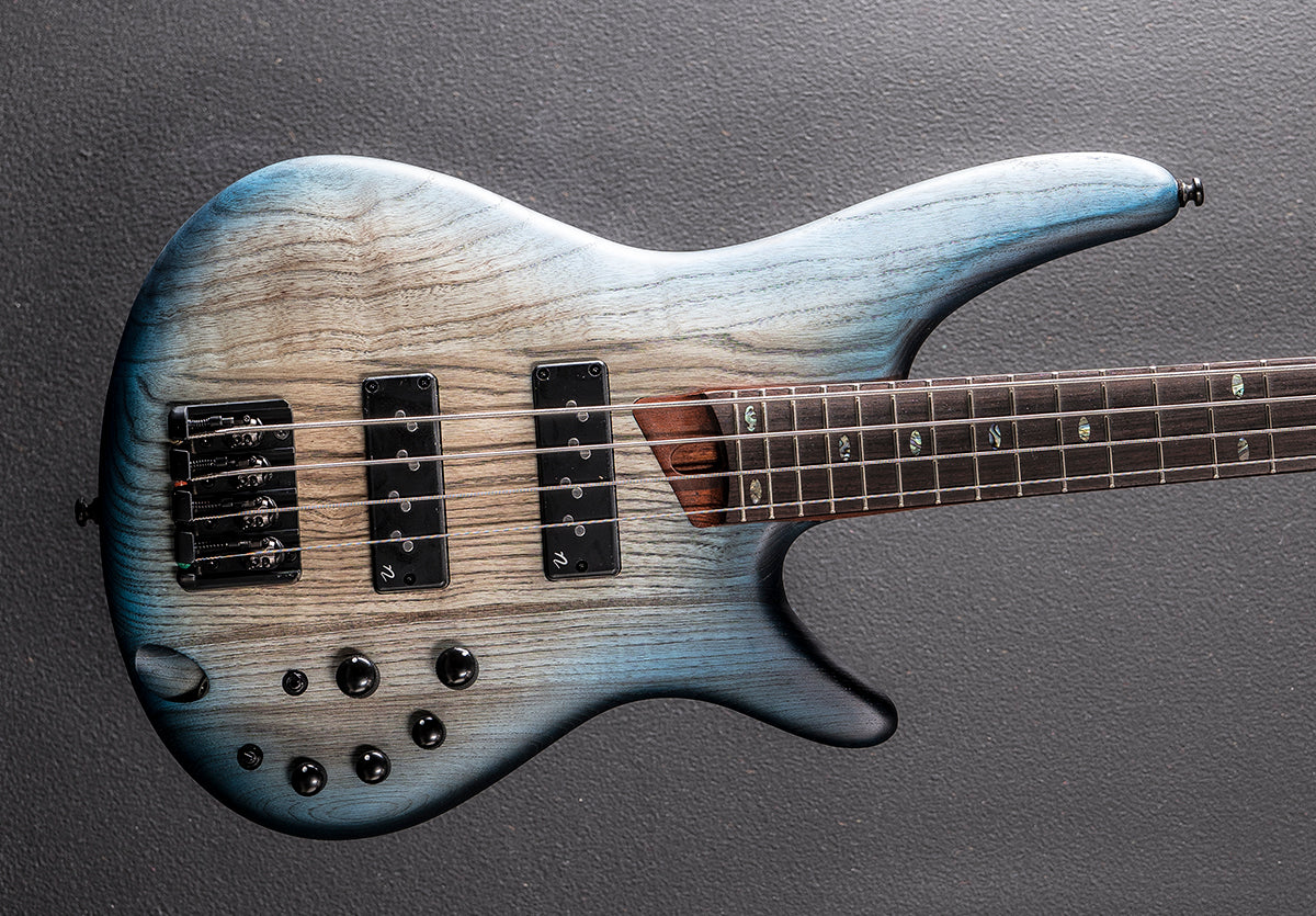 SR600E Bass - Cosmic Blue Starburst Flat