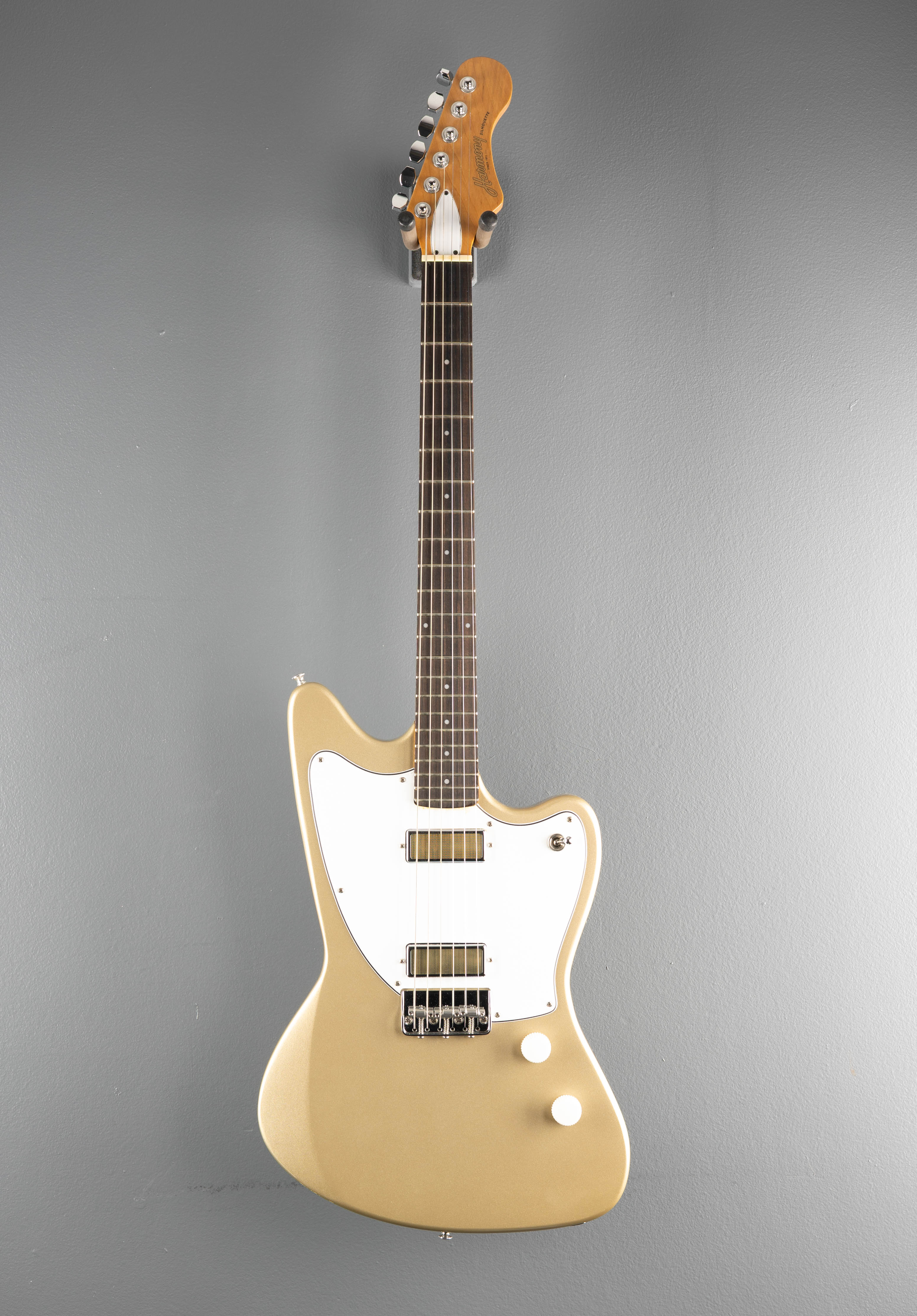 Standard Series Silhouette '19 - Image 3