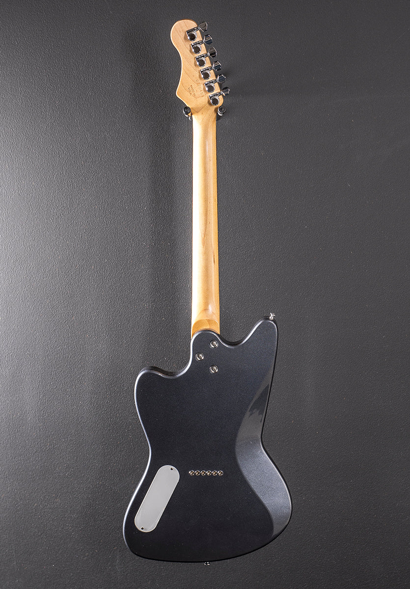 Standard Series Silhouette '22 - Image 4