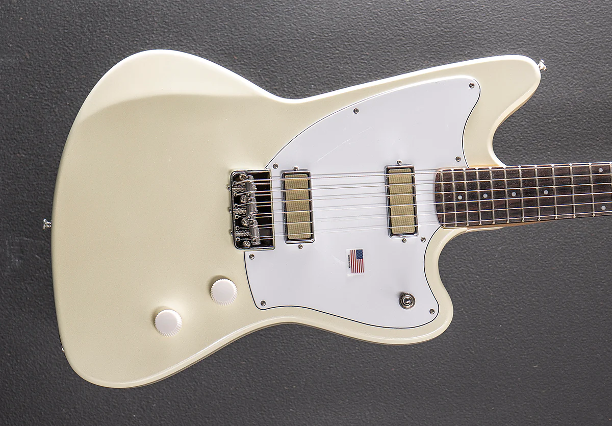 Standard Series Silhouette - Pearl White