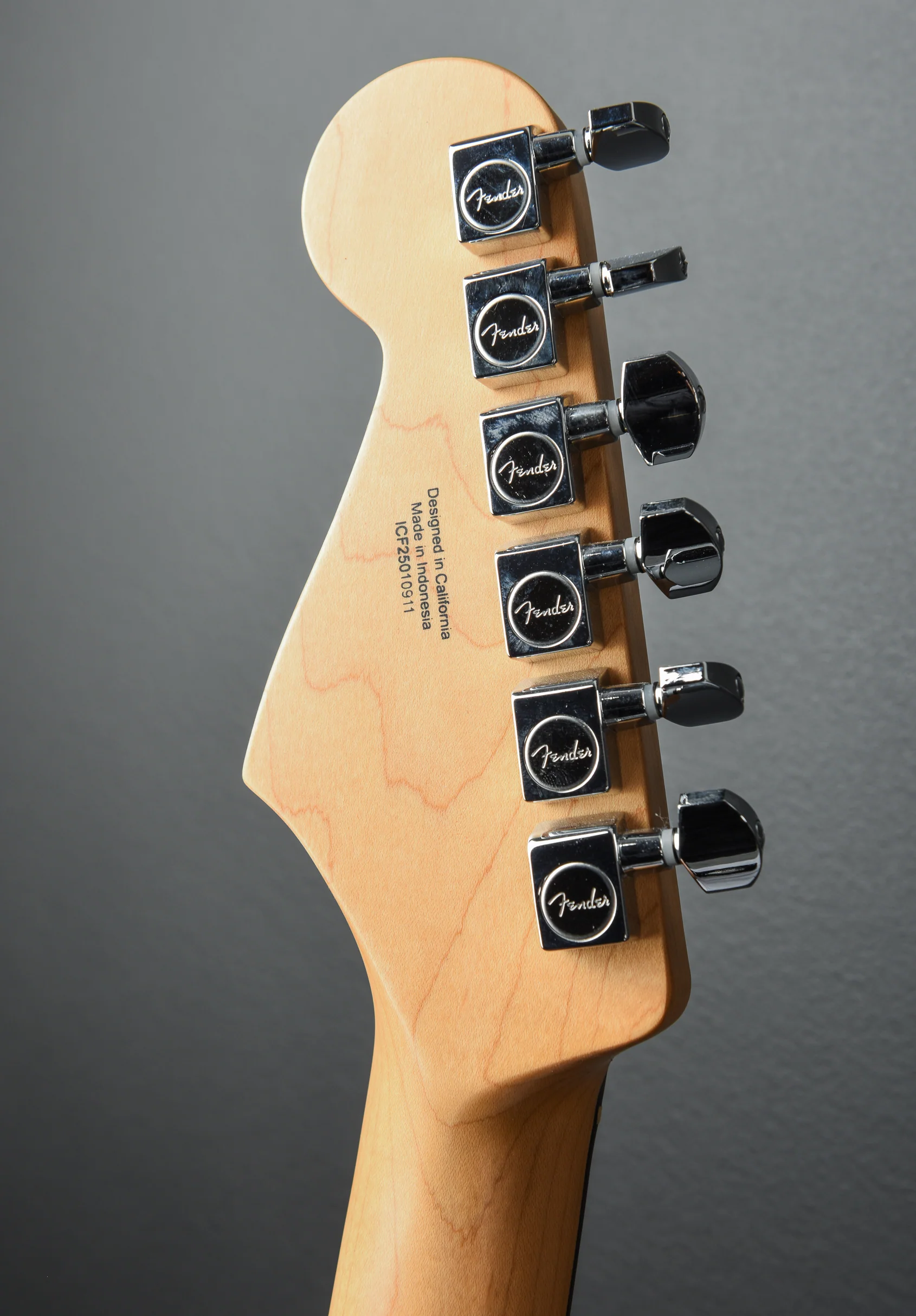 Standard Stratocaster - 3-Color Sunburst - Image 8