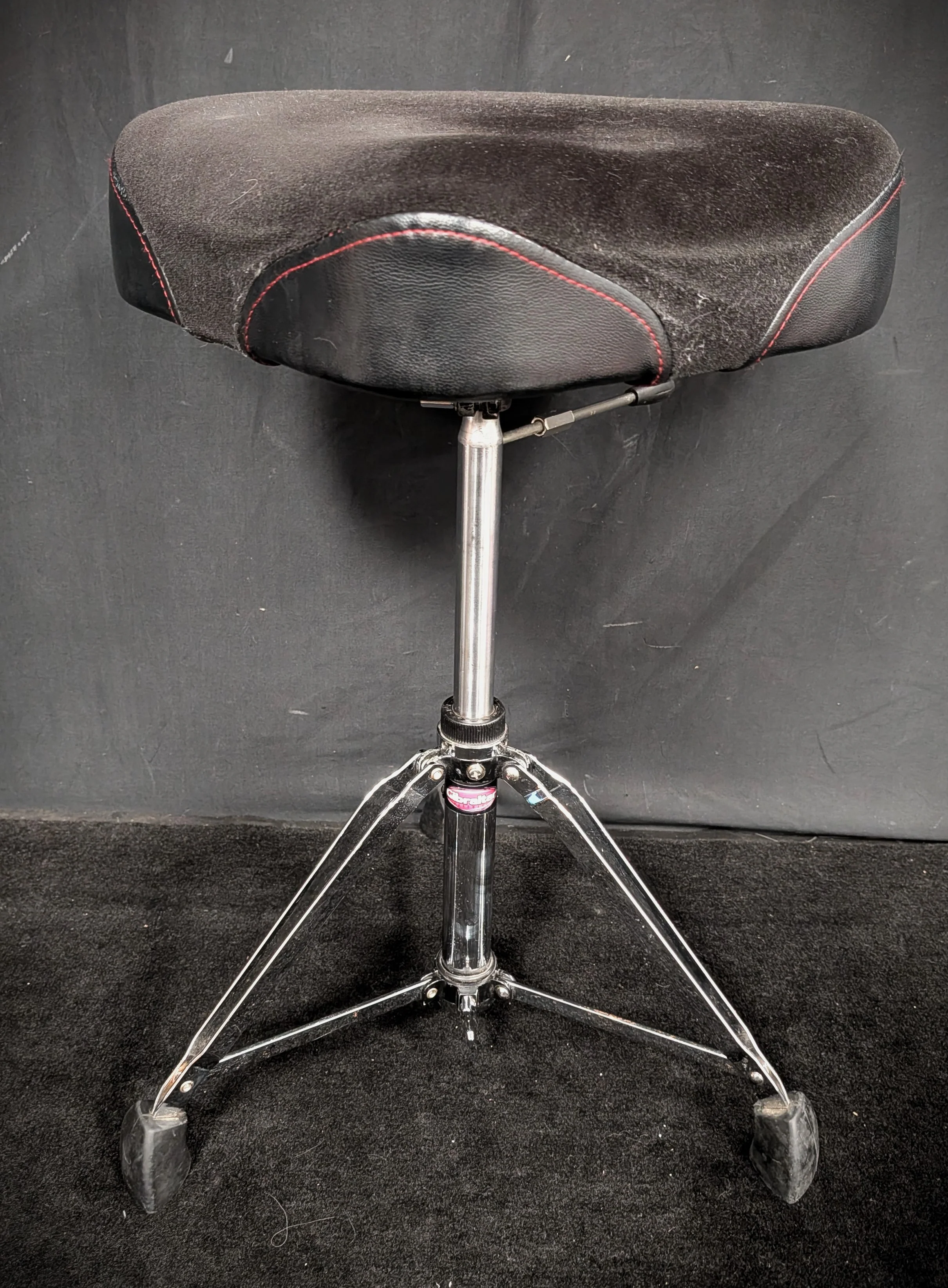 Tractor Style Seat Hydraulic Throne