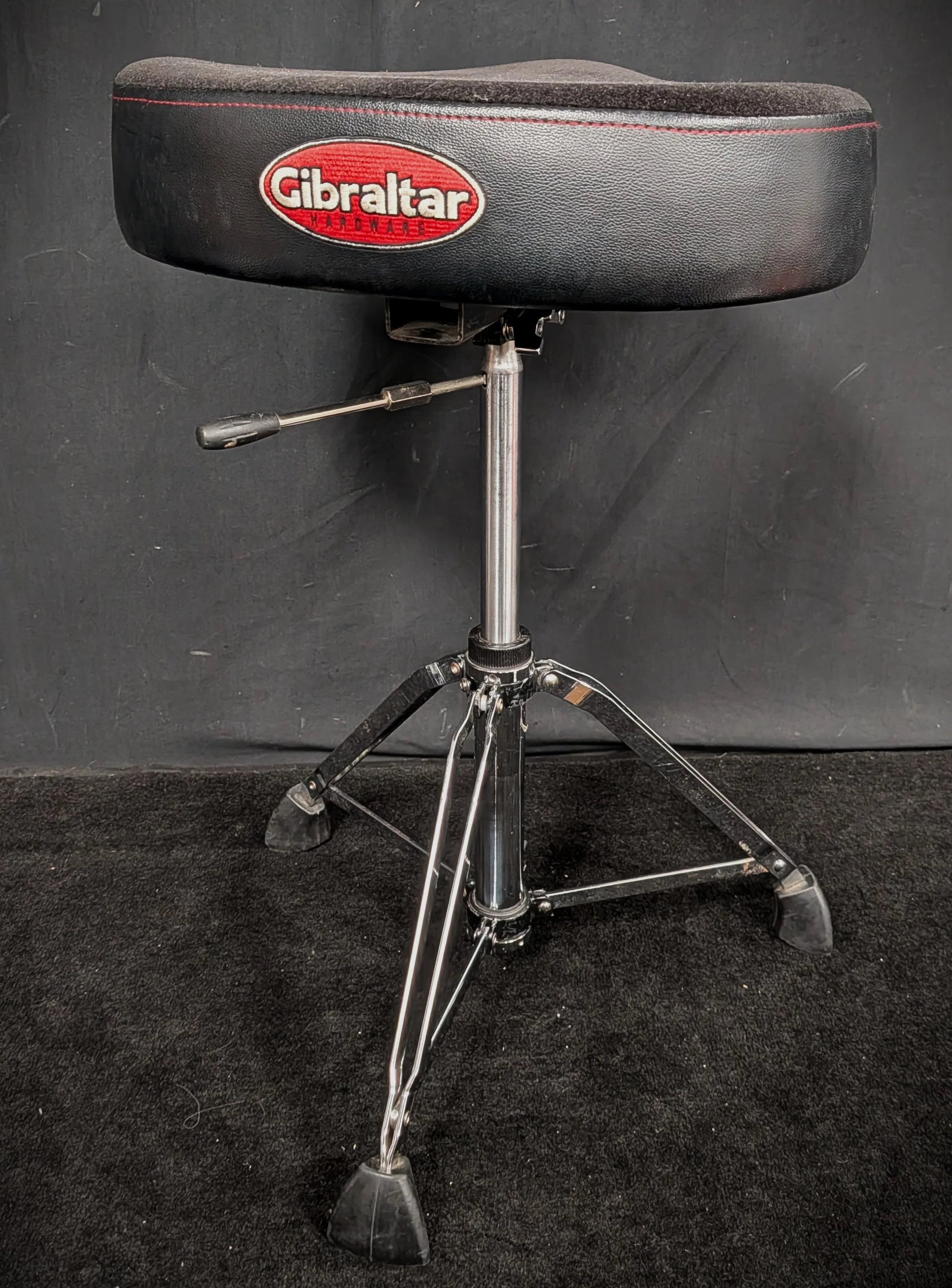 Tractor Style Seat Hydraulic Throne - Image 5