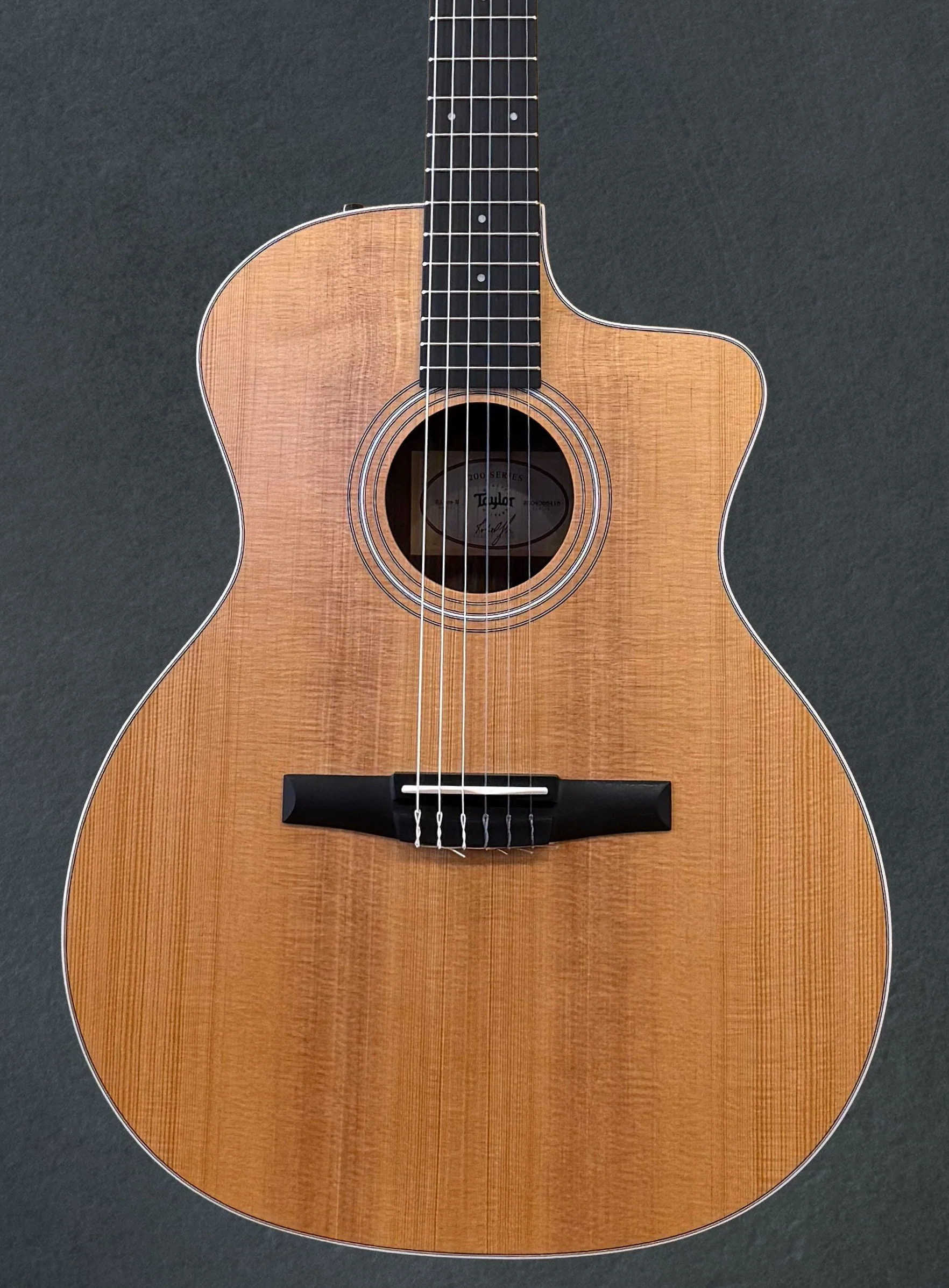 USED 214CE-N Walnut '26 - Image 2