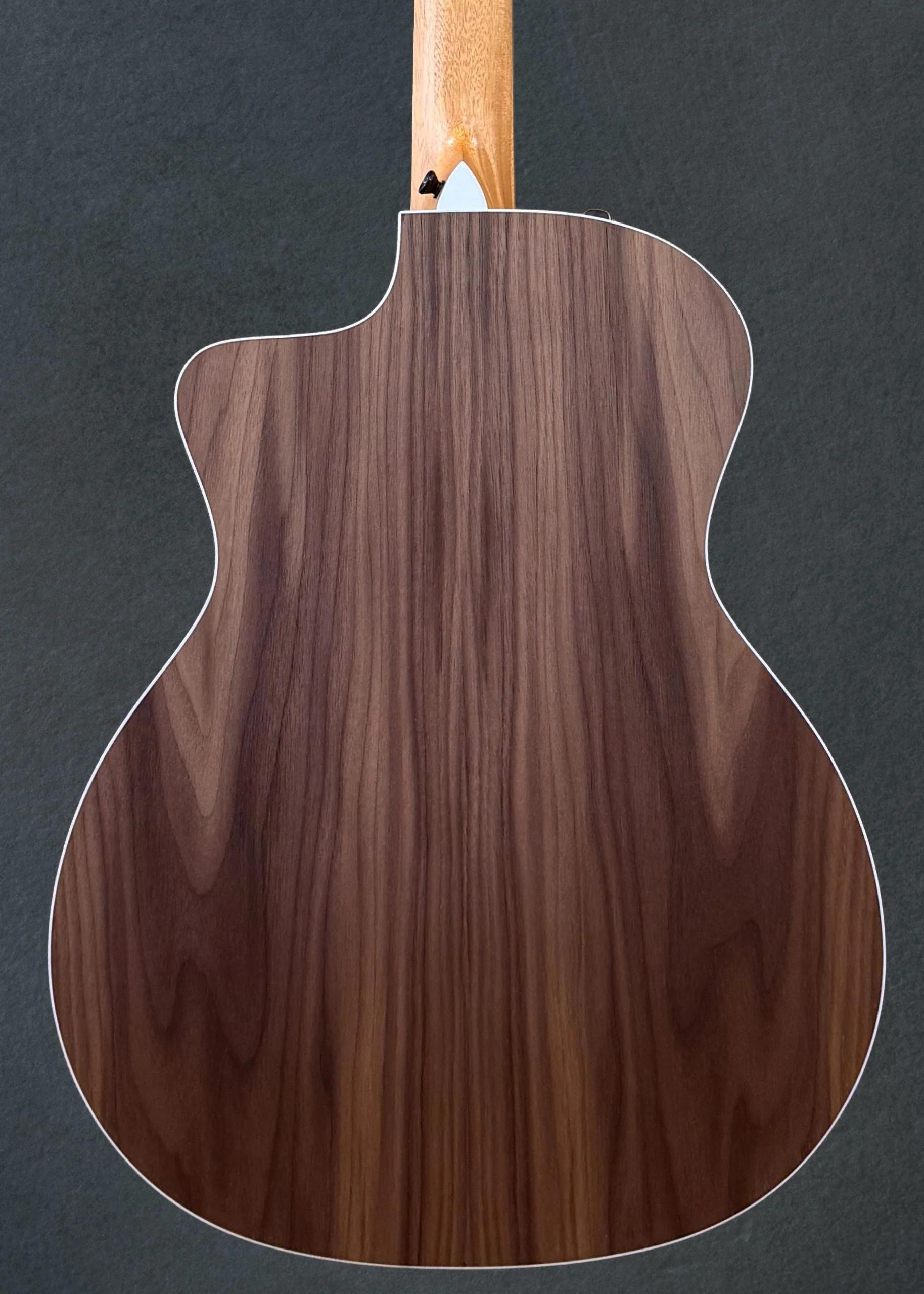 USED 214CE-N Walnut '26 - Image 4