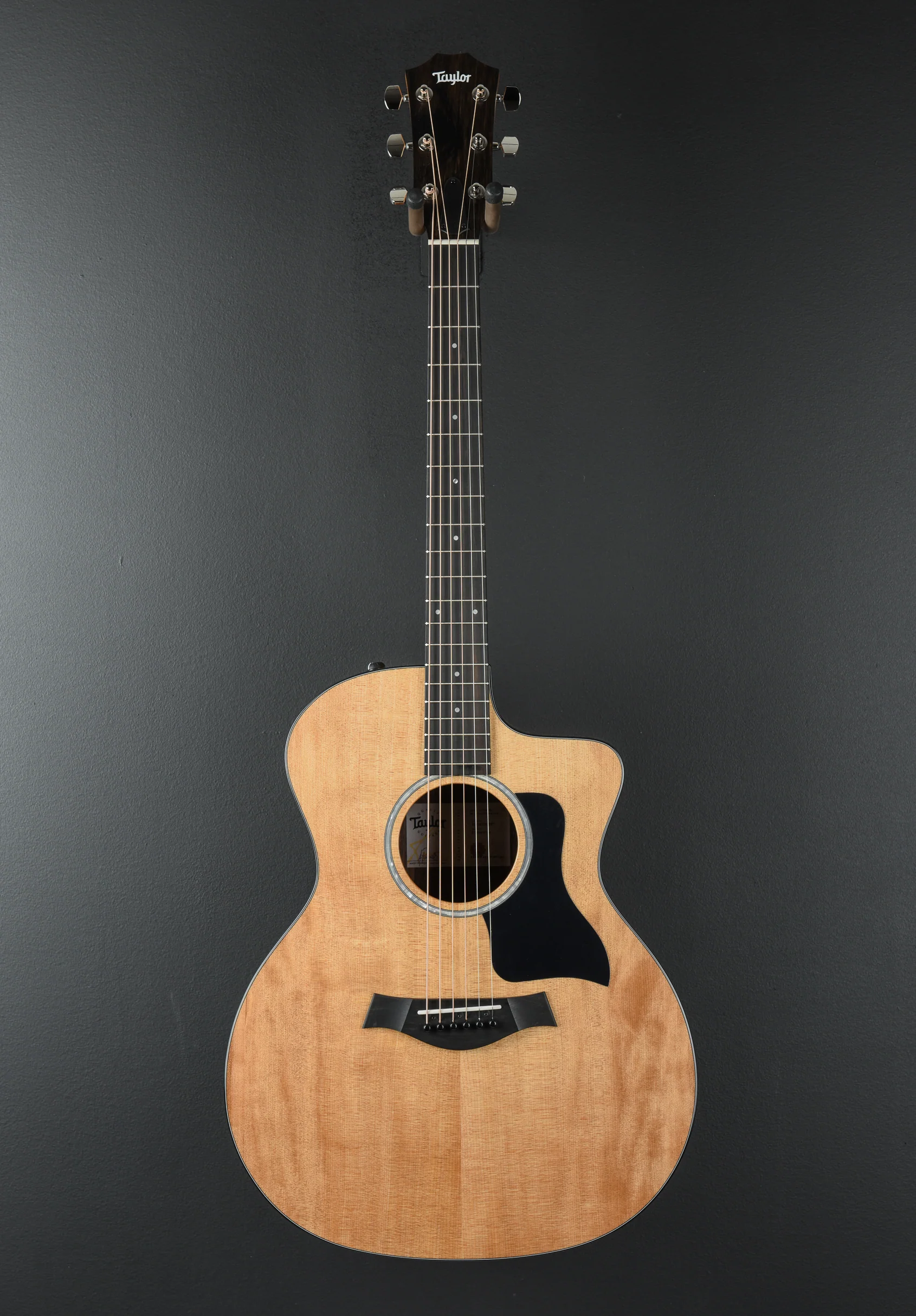 USED 214CE Plus '26 - Image 3