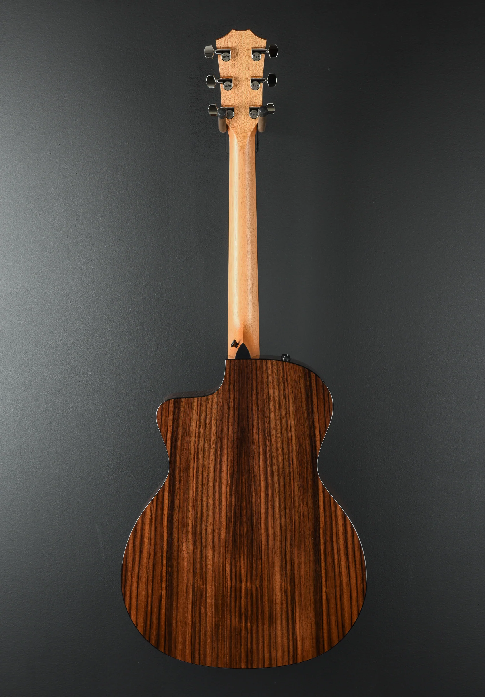USED 214CE Plus '26 - Image 5