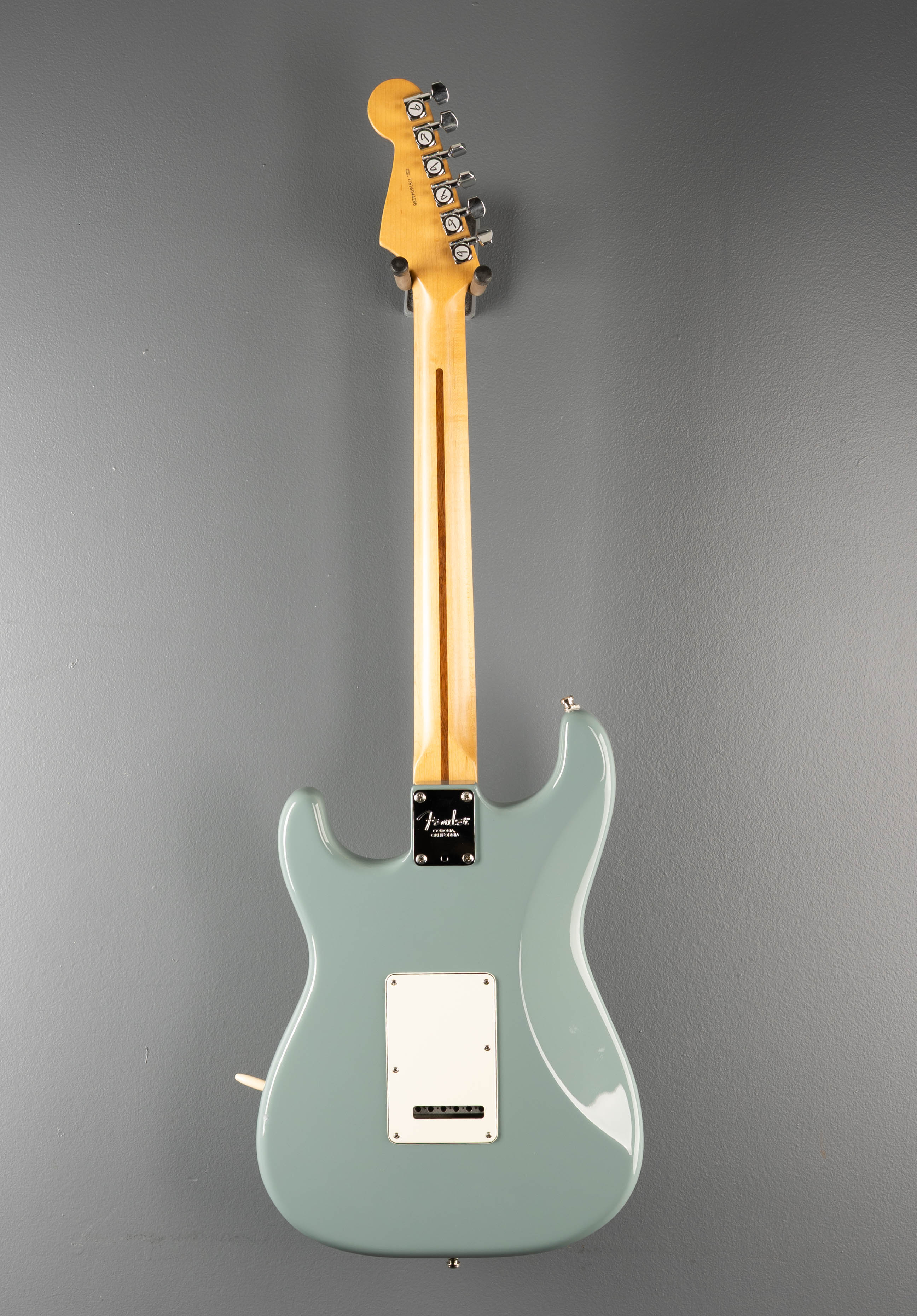 Used American Professional Stratocaster, '16 - Image 5