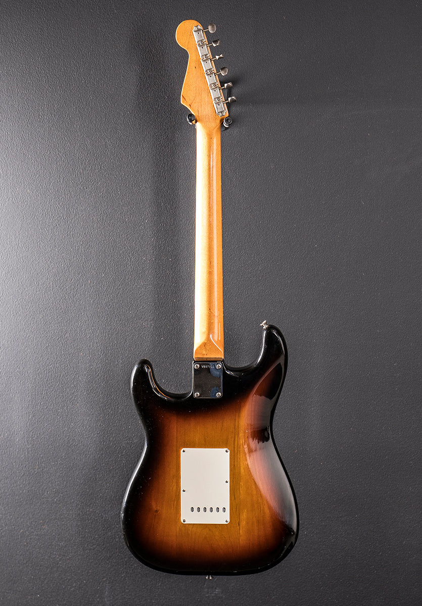 Used American Vintage '62 Reissue Strat '82 - Image 5