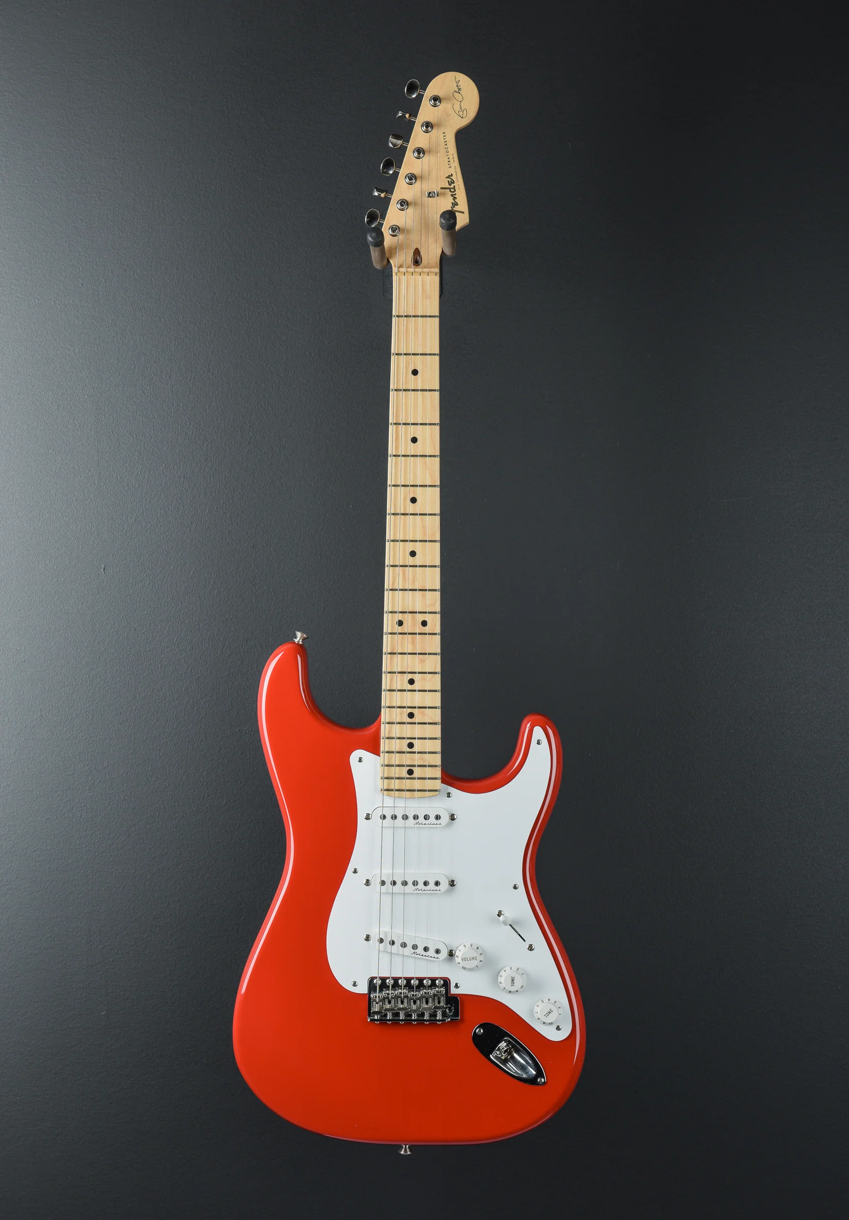 Used Eric Clapton Stratocaster, '21 - Image 3