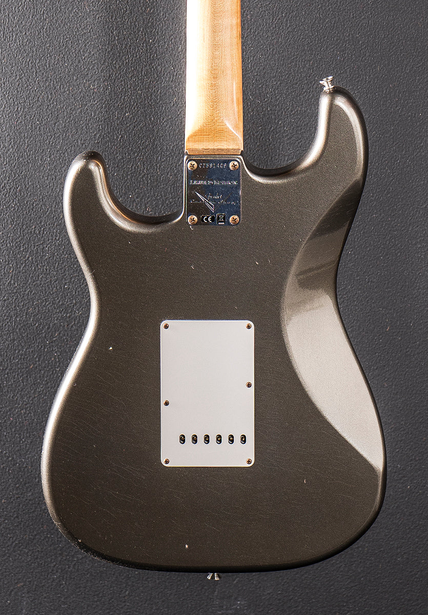 Used Limited Edition 1965 Journeyman Relic Strat '24 - Image 4