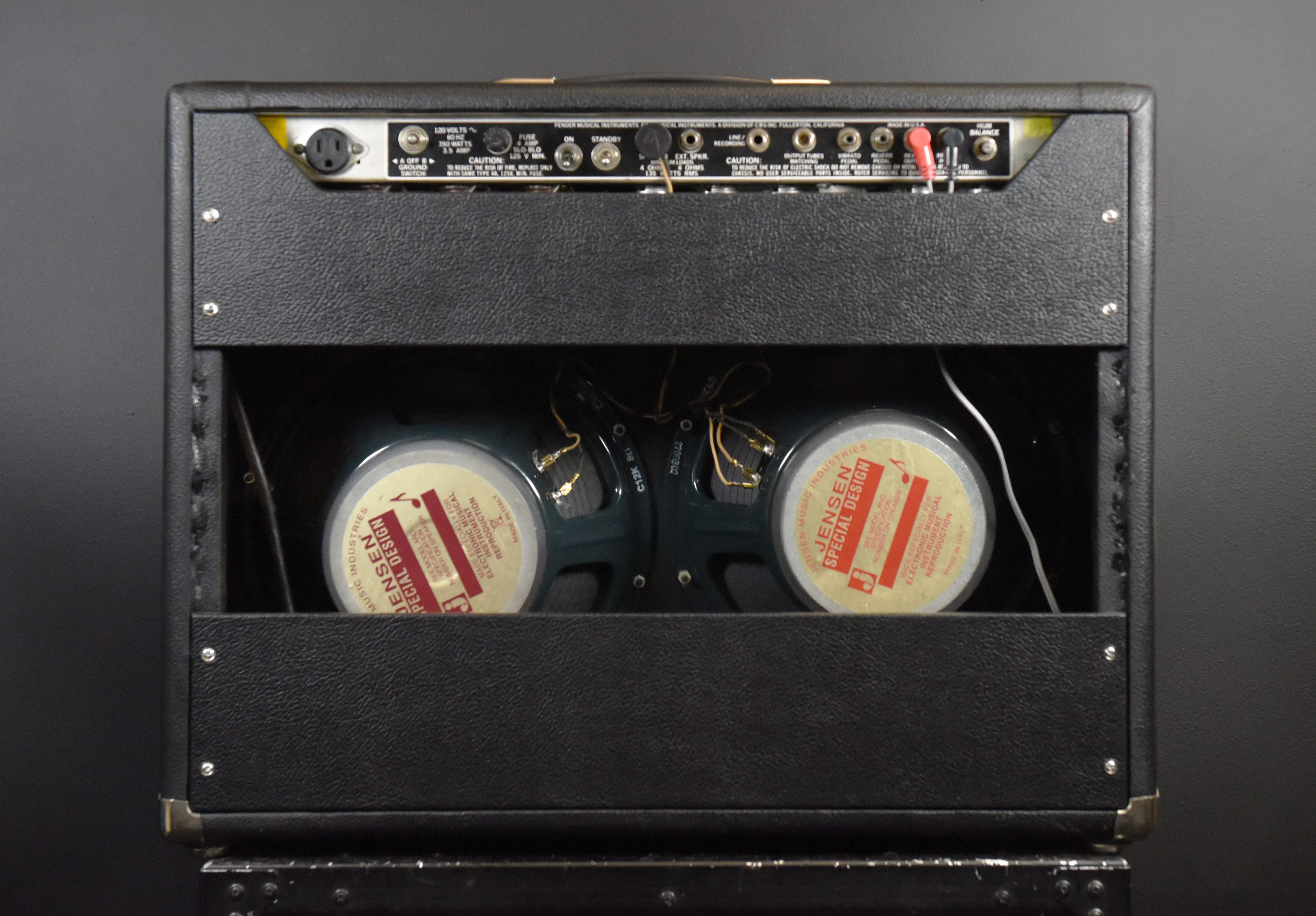 USED Twin Reverb, 1981 - Image 2